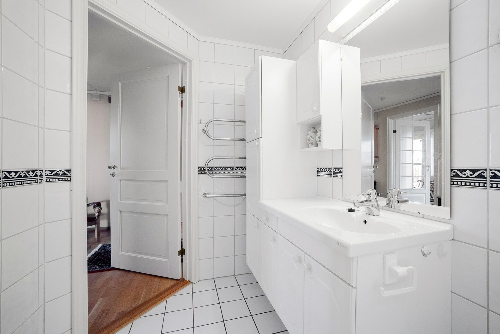 Bad - Lyst og delikat Galleribilde