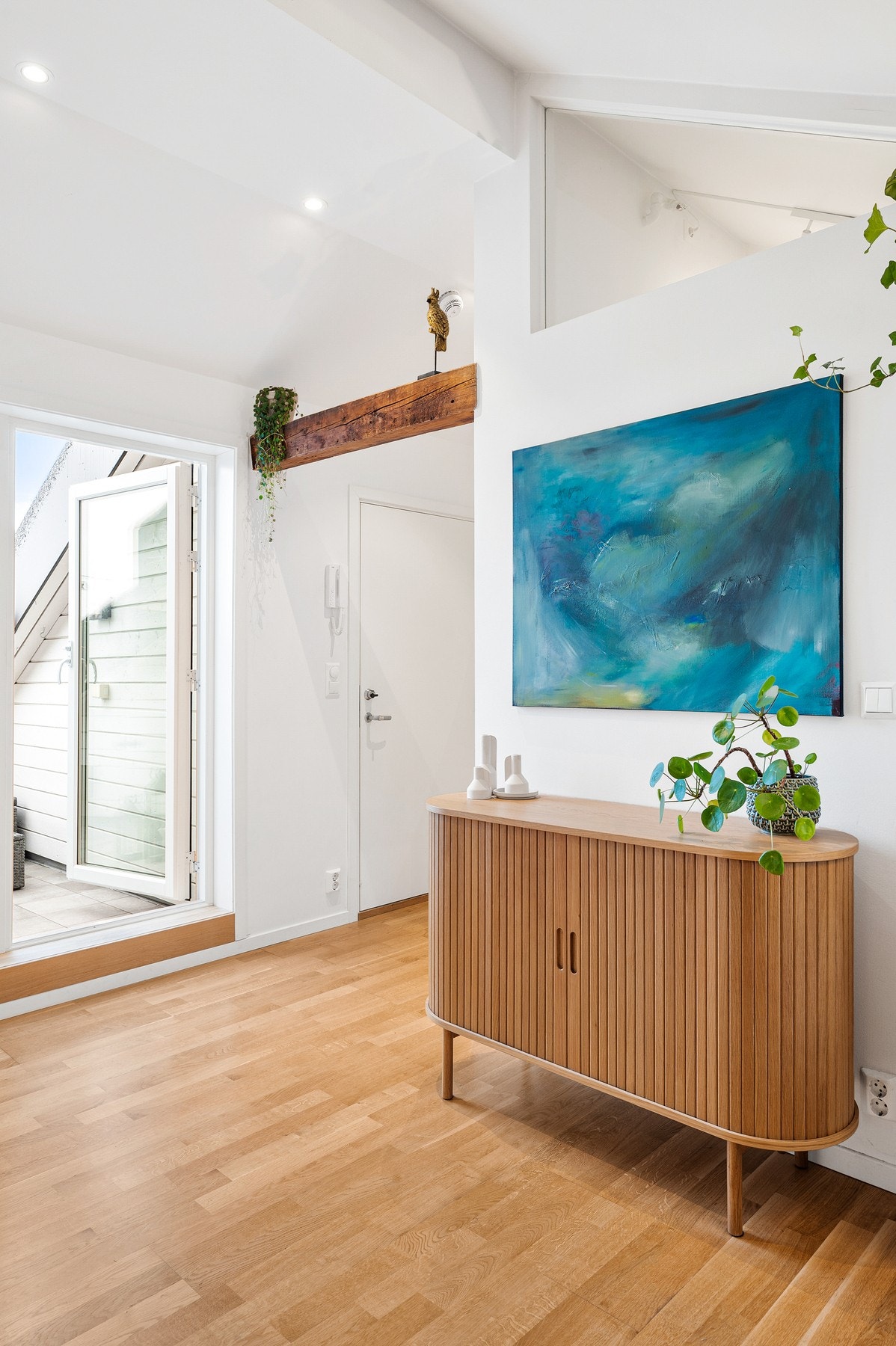 Takbjelkene gir boligen et unikt og stilig særpreg. Galleribilde