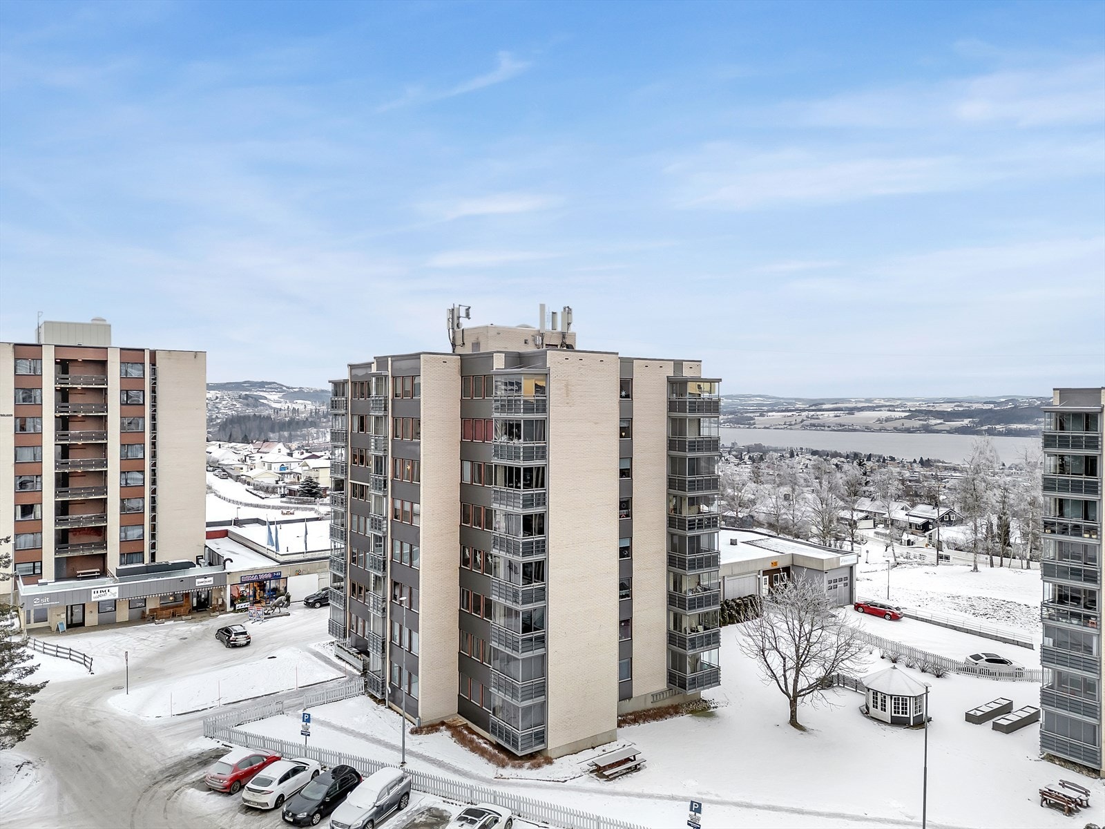 Velkommen til Kopperud Sentrum borettslag - Butikk og kollektivtilbud i "tøffelavstand". Galleribilde