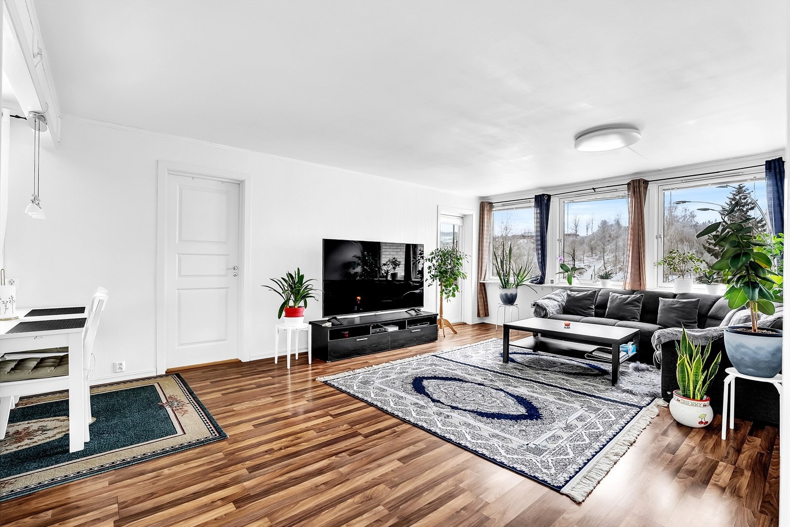 Nordvik Eiendomsmegling v/ Mats J. Kolsrud presenterer Kalkvegen 7! Galleribilde