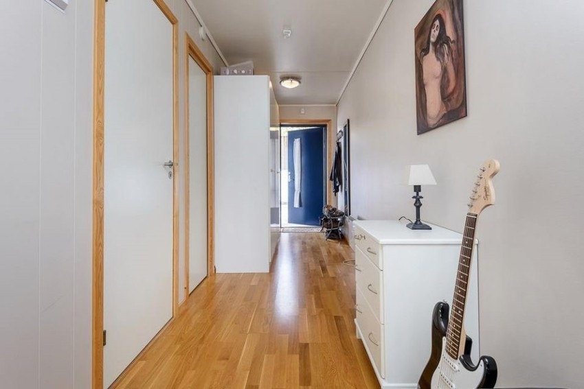 Gang mot ytterdør Galleribilde