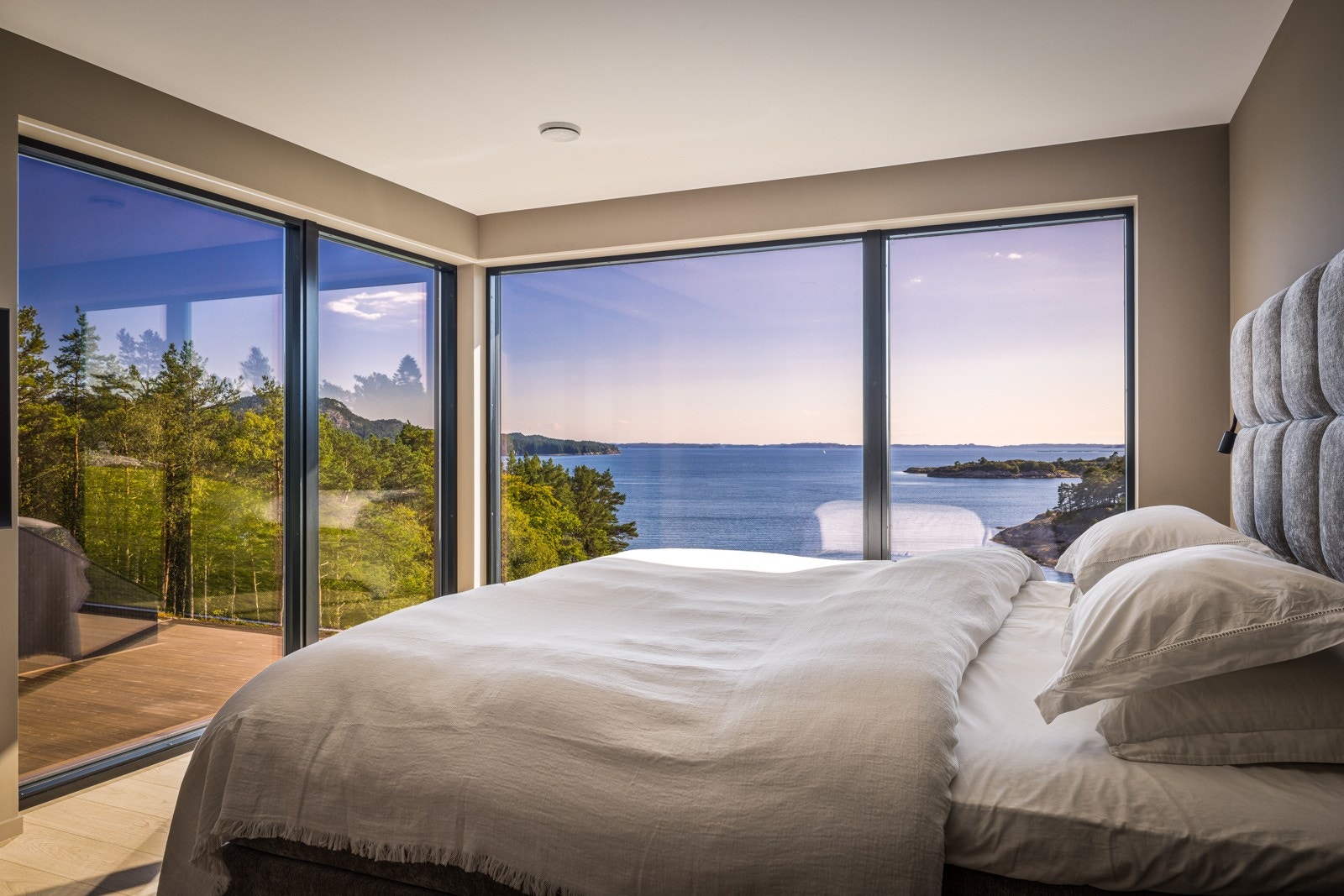 - Her er det en glede å våkne til den samme fantastiske utsikten hver dag - Galleribilde