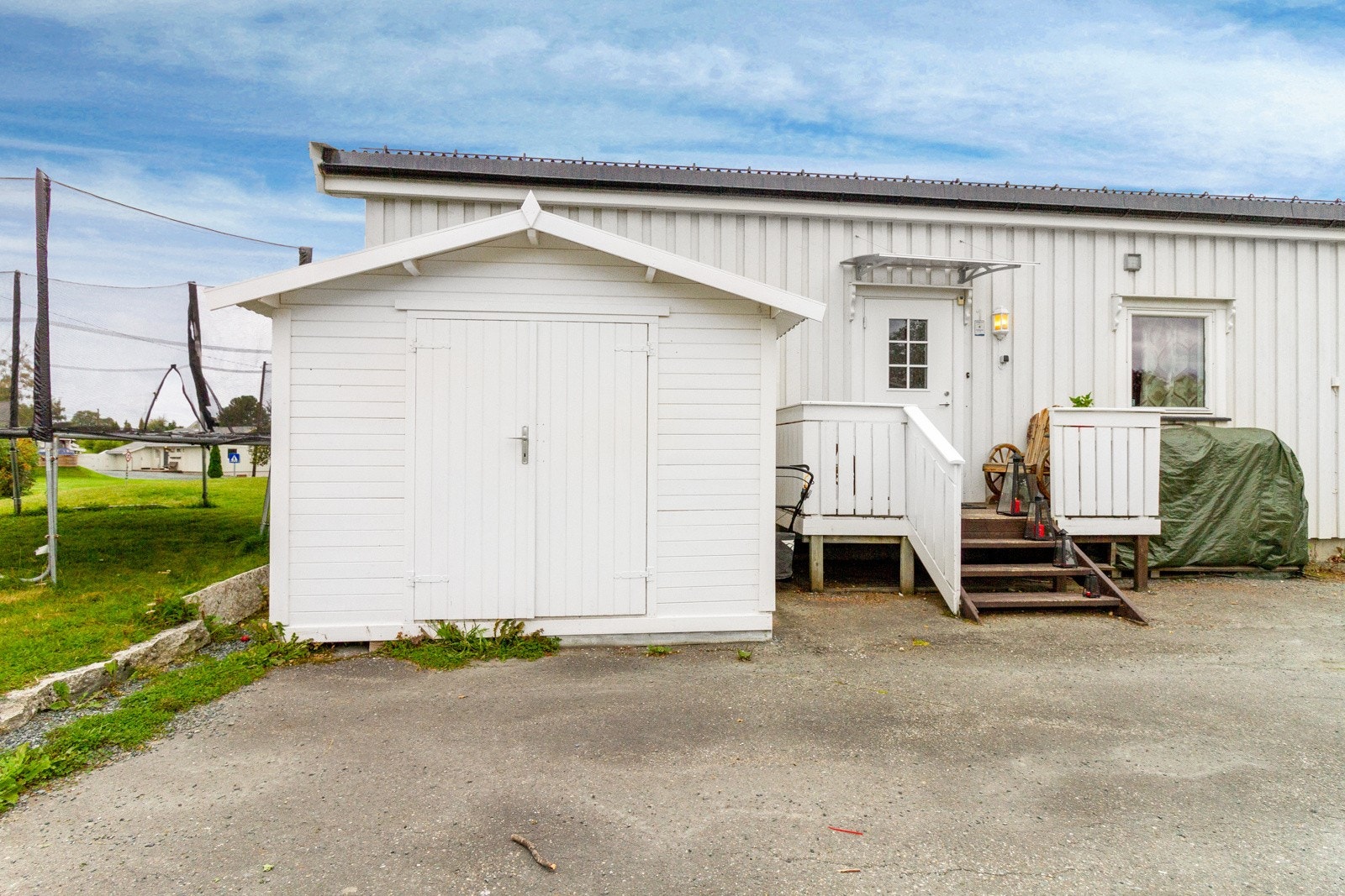 Frittstående utebod tilhørende leiligheten. Galleribilde