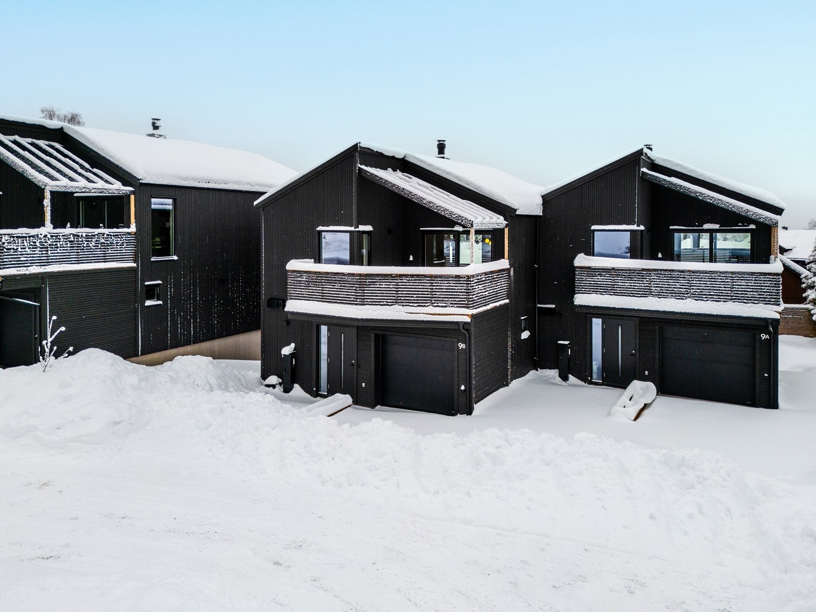 Østagløttveien 9B presenteres av Notar v/ Stian Berglund og Christian Eik. Galleribilde