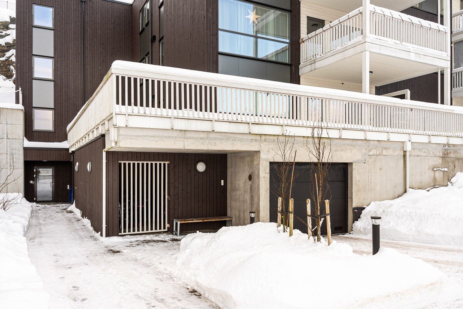 Garasjeplass i lukket garasjeanlegg Galleribilde