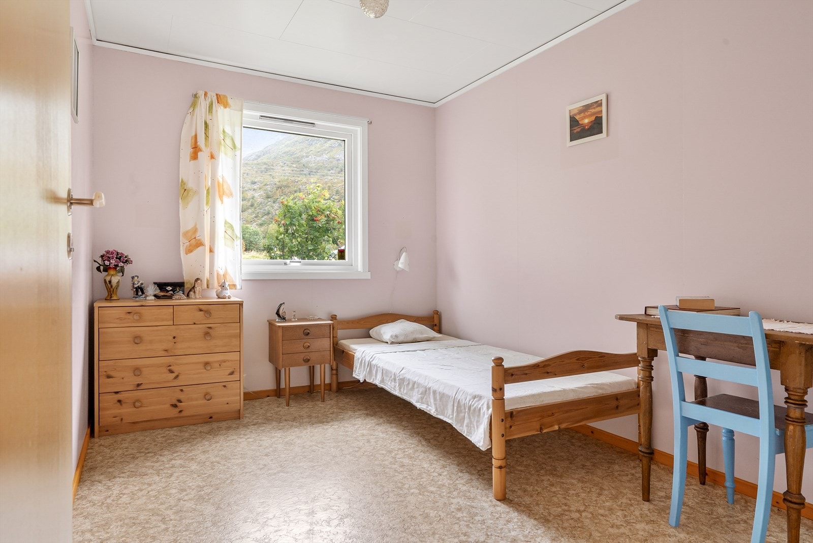 Soverom 3/4. Galleribilde