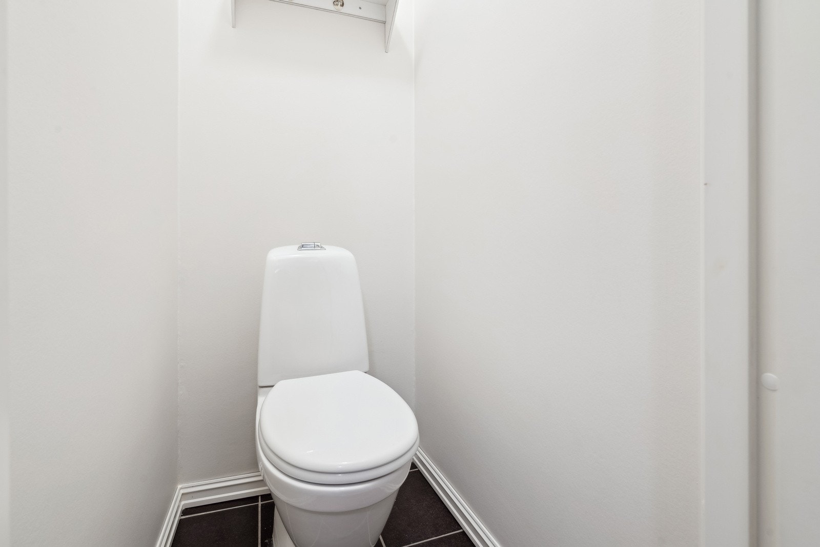 WC-rom. Galleribilde