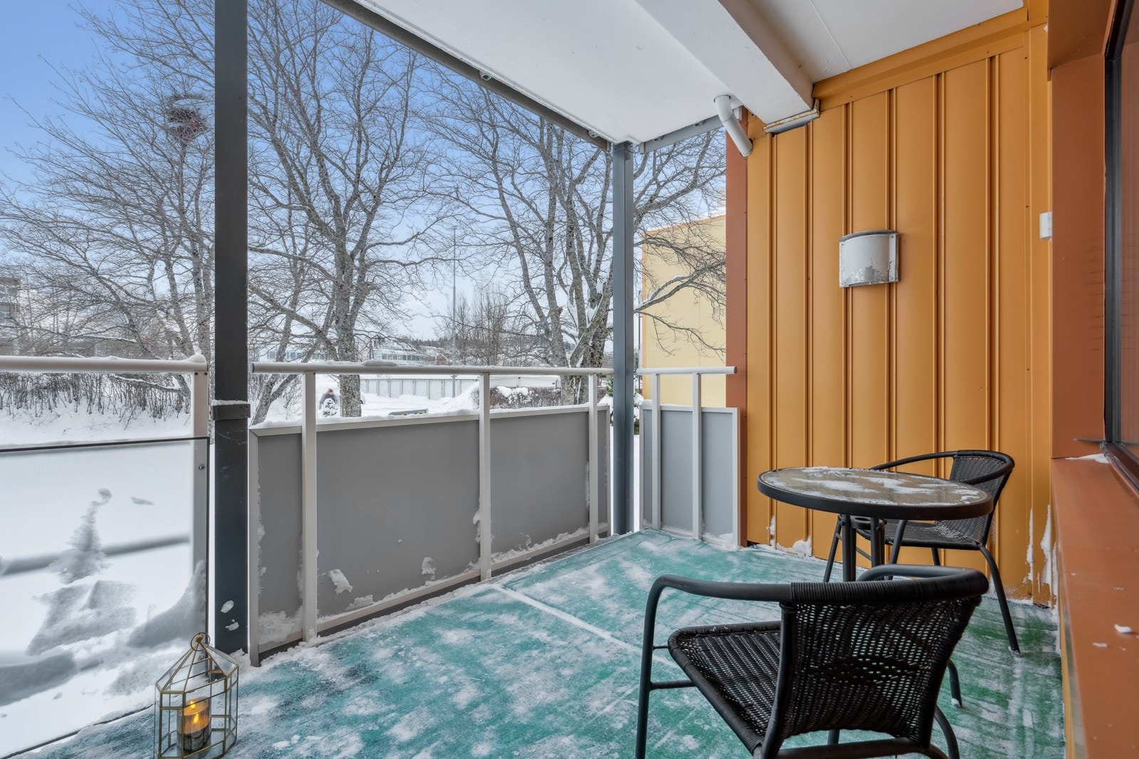 Balkongen måler ca. 7 kvm. Galleribilde