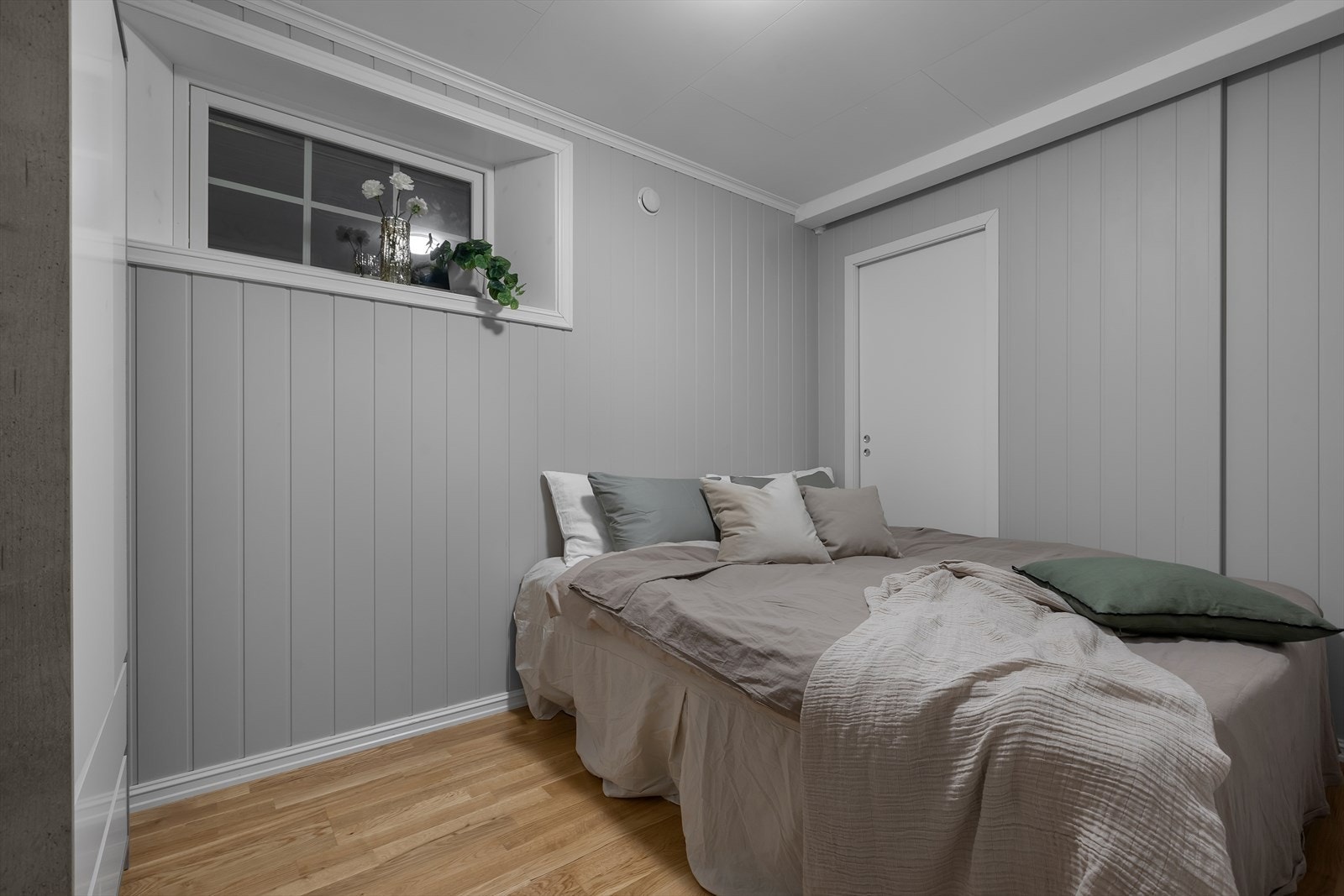 Dør mellom soverommene om man heller vil bruke soverom 2 som kontor/ walk in closet Galleribilde