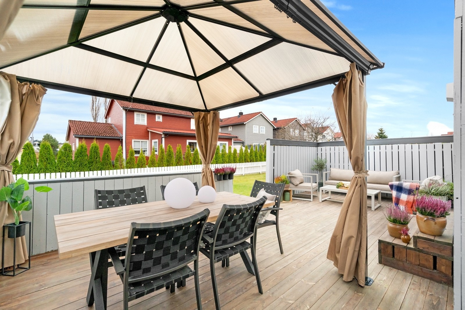 Her kan man nyte fine sommerkvelder! Galleribilde