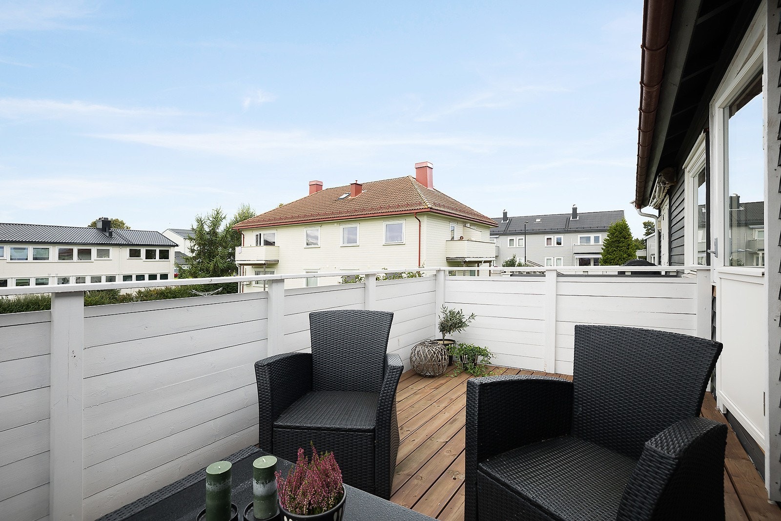 Utgang fra stuen til balkong Galleribilde