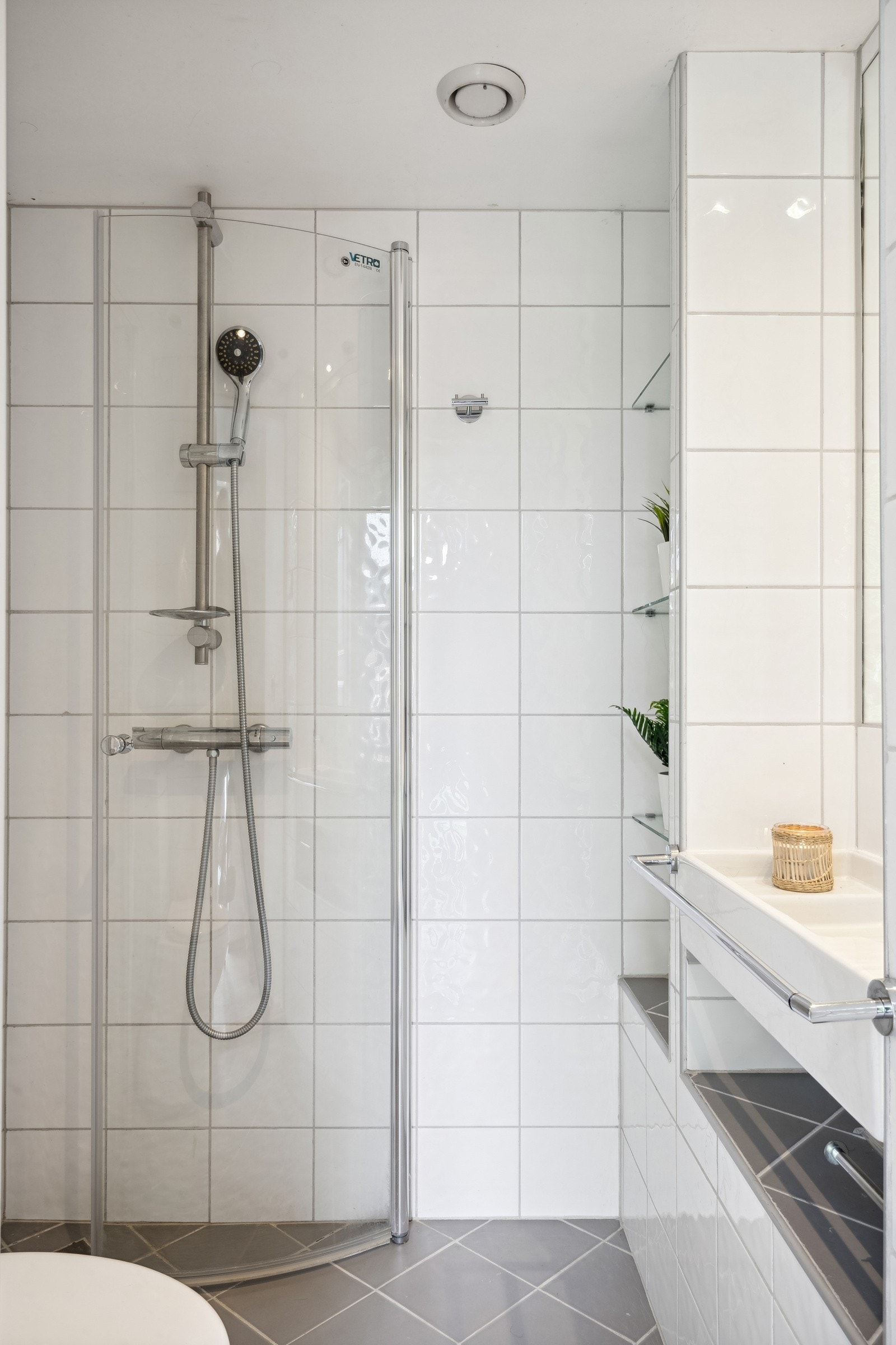 Baderom fra rundt 2017 (ifølge huseier). Galleribilde