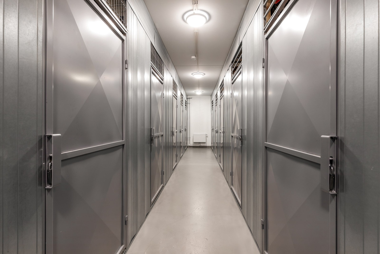 Hver seksjon i sameiet har eksklusiv bruksrett til hver sin sportsbod i bodkjeller. Galleribilde