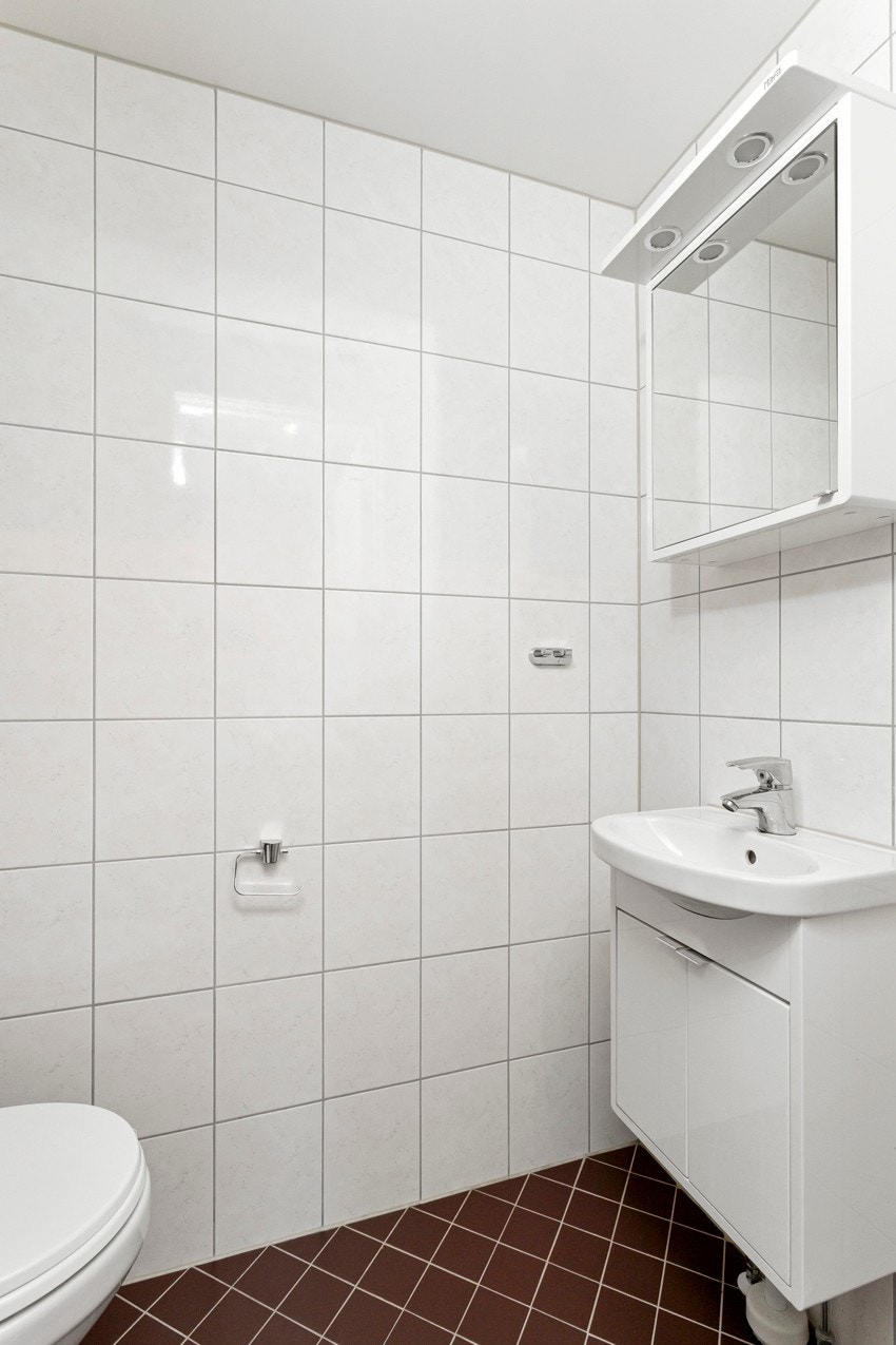 Flislagt WC fra 2014 Galleribilde