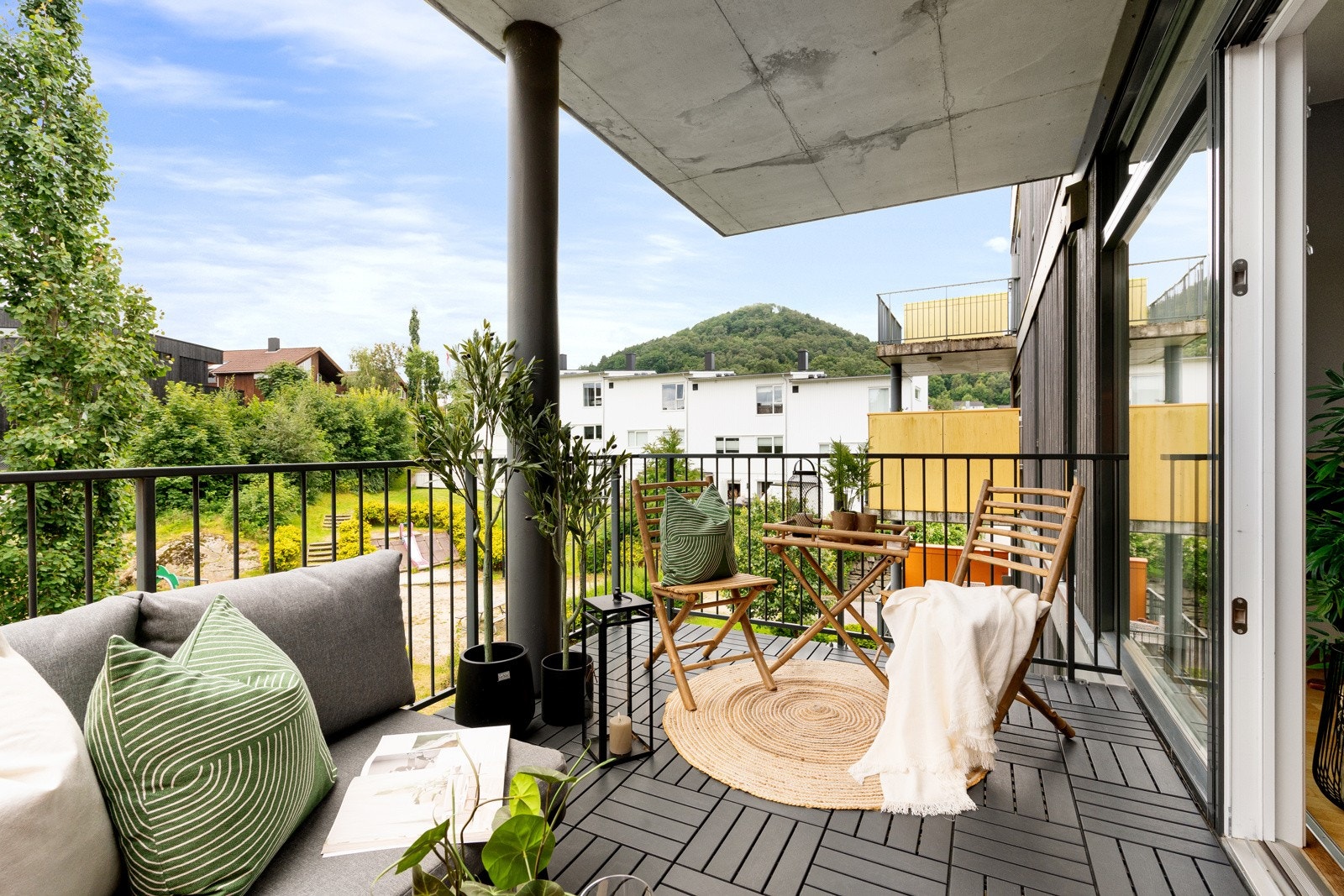 Dette er en attraktiv, romslig og innflytningsklar 3-roms leilighet fra 2012. Galleribilde