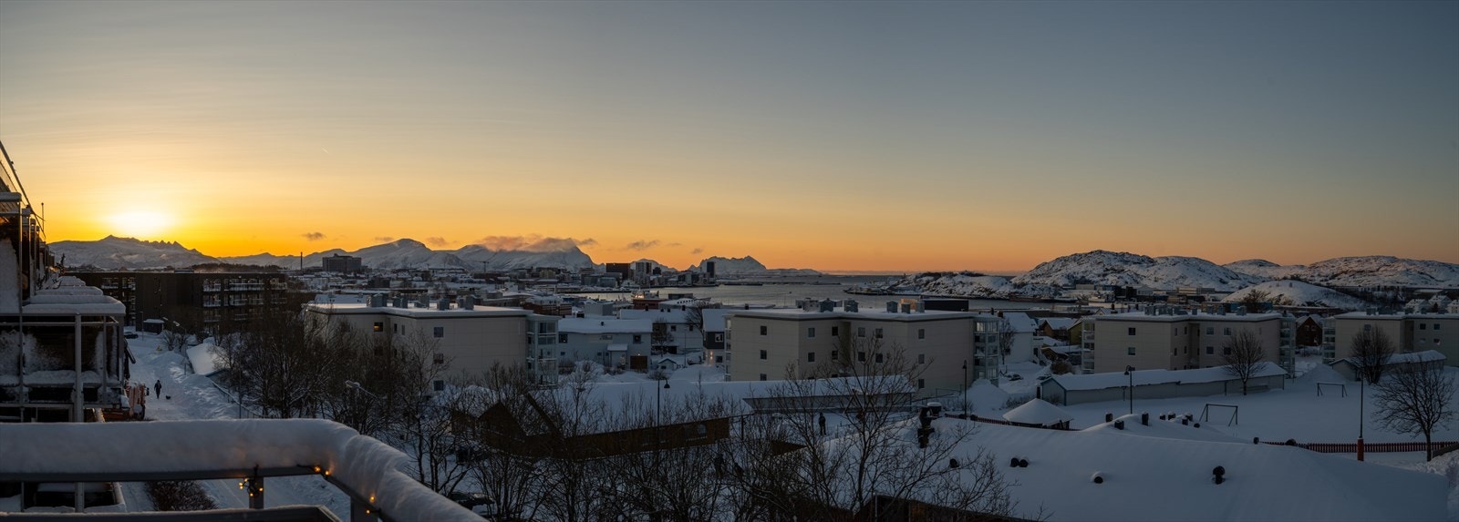 Stemningsbilde. Nydelig utsikt fra balkong. Galleribilde