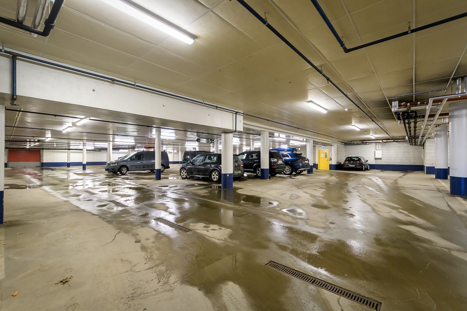 Tidvis mulighet for garasjeleie og -kjøp* Galleribilde