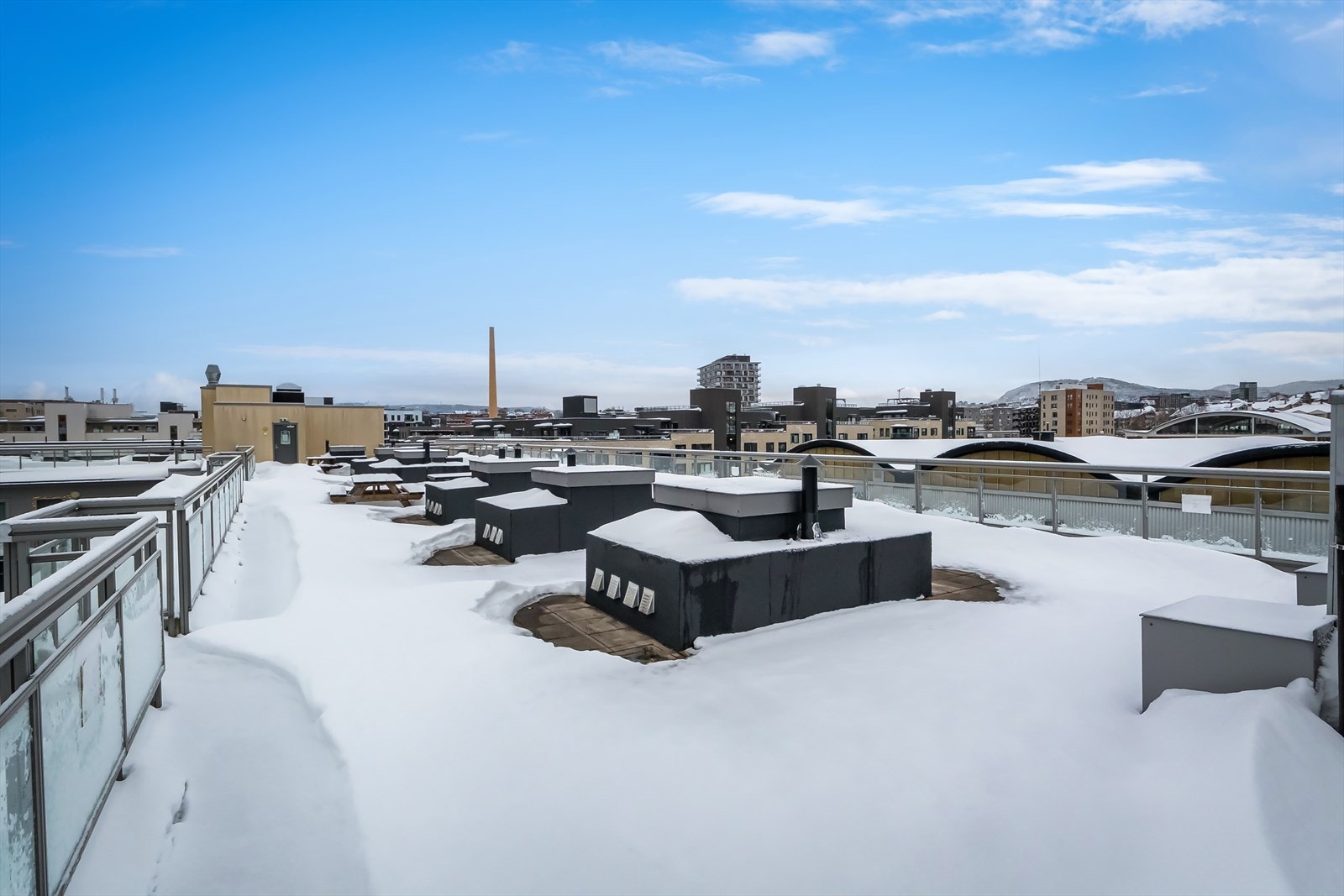 Sameiet har to takterrasser, med adkomst fra heisene i B- og C-oppgangen Galleribilde