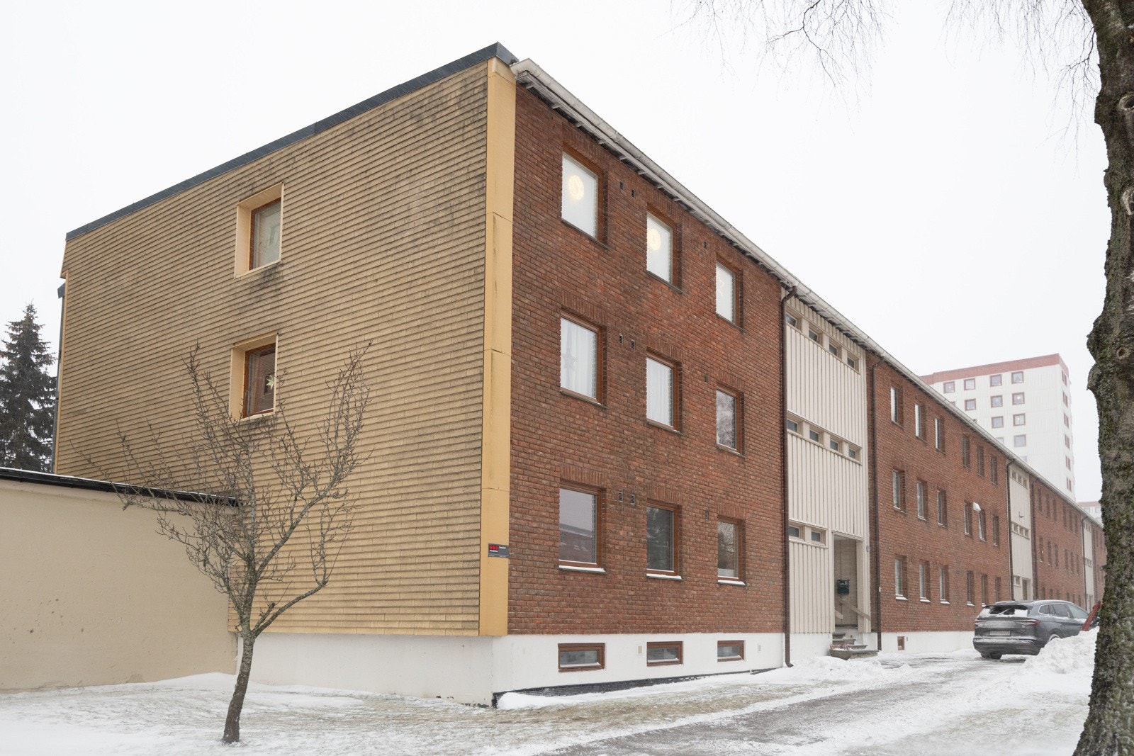 Leiligheten har en tilbaketrukket og rolig beliggenhet i et flott boligområde på Rødtvet. Galleribilde