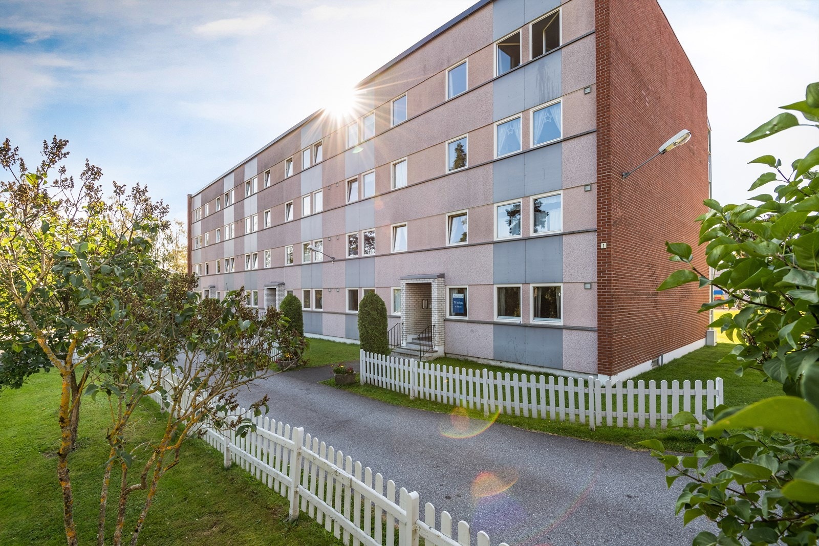 Fasade sommer Galleribilde