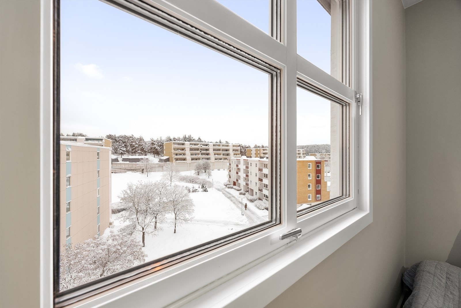Utsyn mot fellesareal Galleribilde