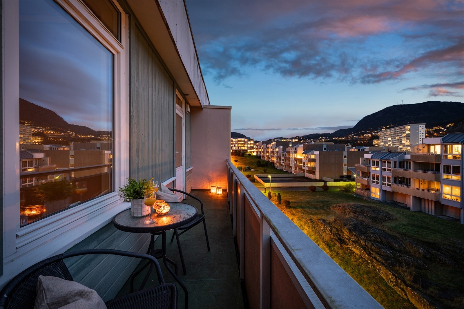 - 4-roms toppleilighet beliggende sentralt til i attraktive Fyllingsdalen - Galleribilde