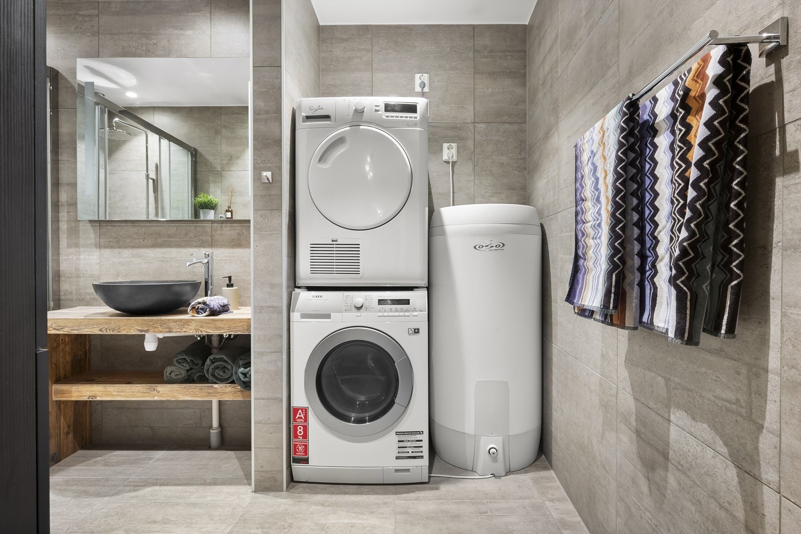 Baderom fra 2015 (opplyst i forrige salgsoppgave). Galleribilde