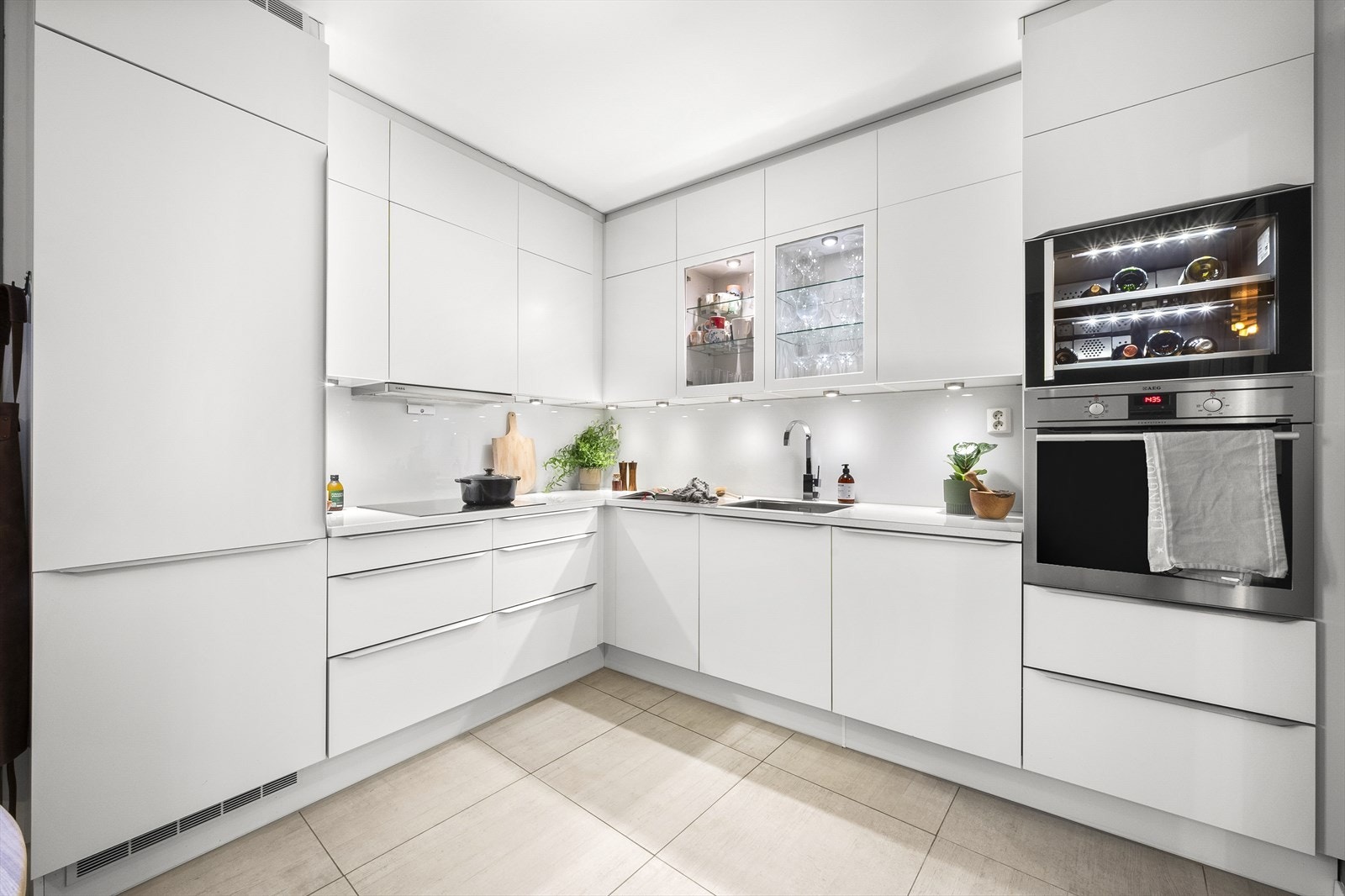 Separat kjøkken fra 2015. Galleribilde