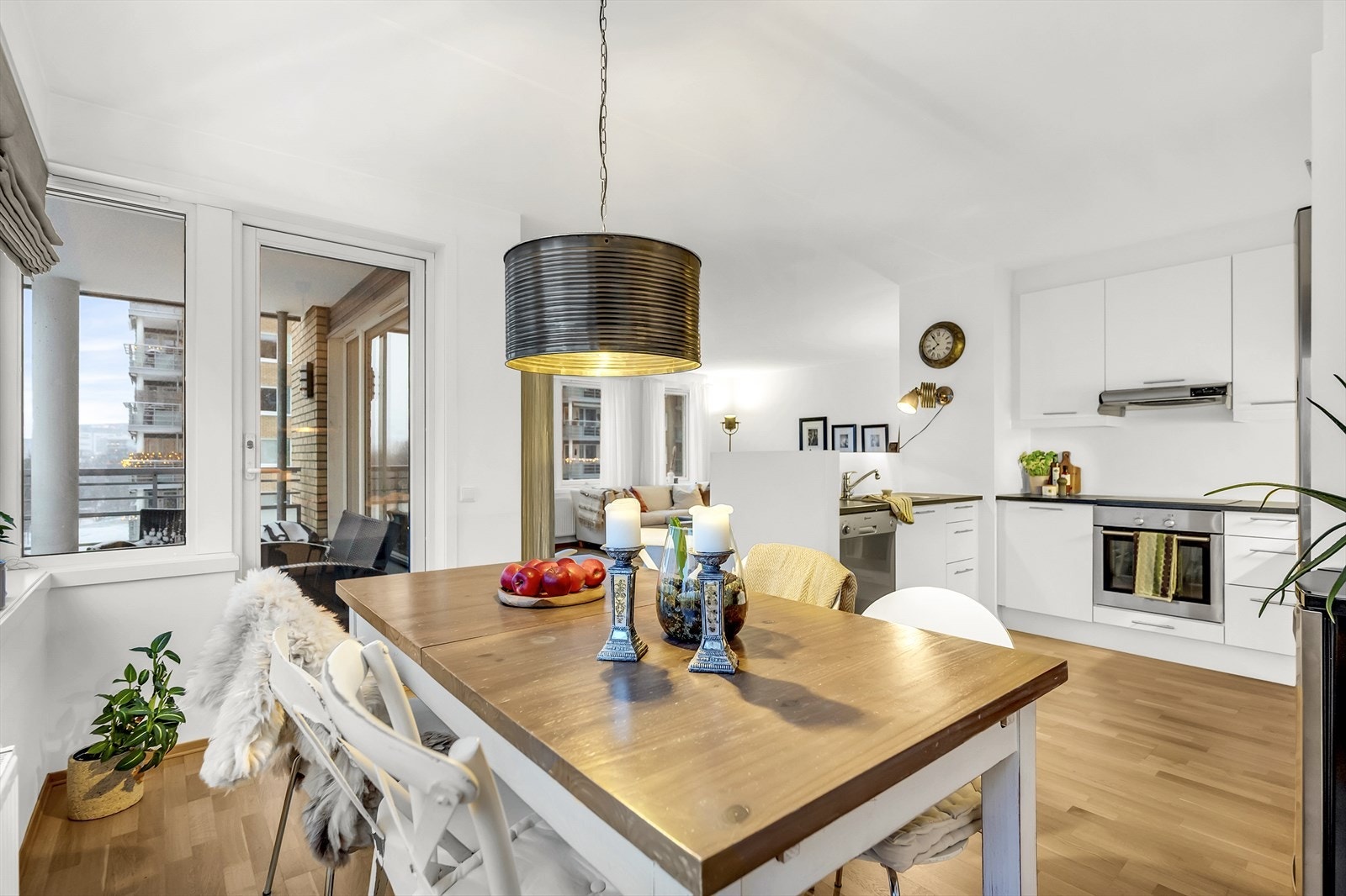 Her kan du ha venner og familie på besøk, og nyte et godt måltid sammen. Galleribilde