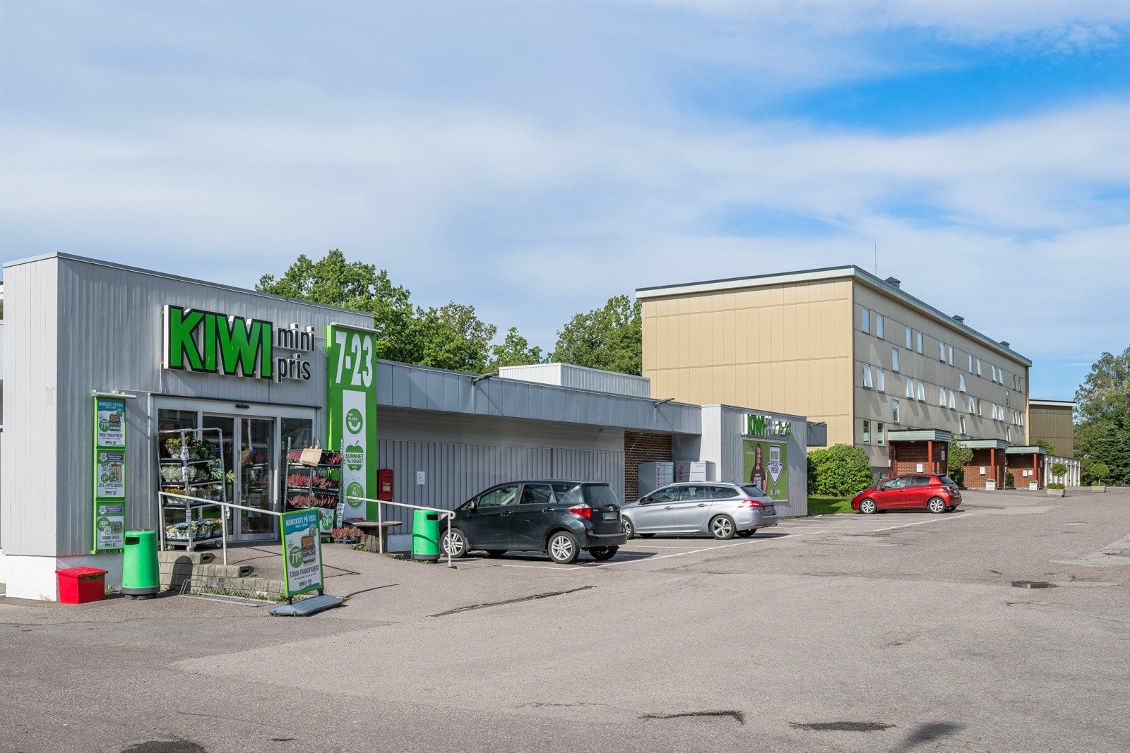 Umiddelbar nærhet til dagligvareforretning. Galleribilde