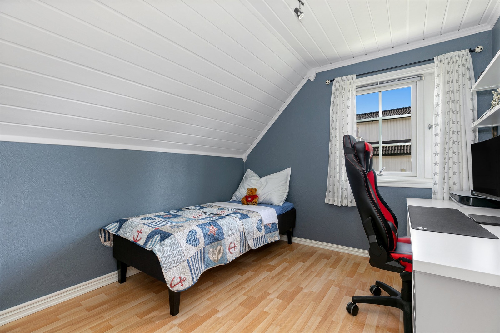 De øvrige soverommene passer utmerket som barnerom eller gjesterom. Galleribilde