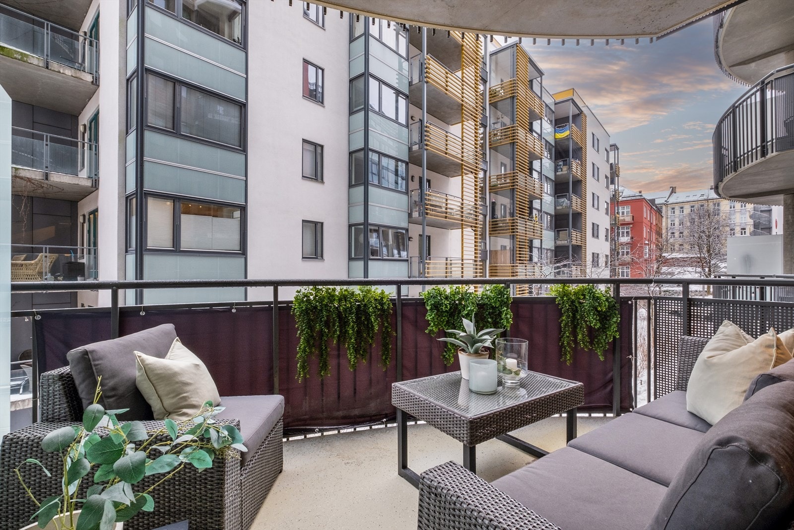 Vestvendt balkong på ca. 8 kvm. Galleribilde