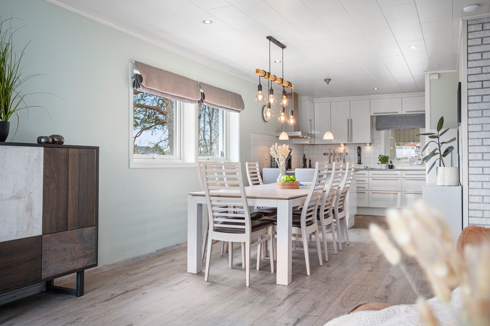 Spisestue. Galleribilde