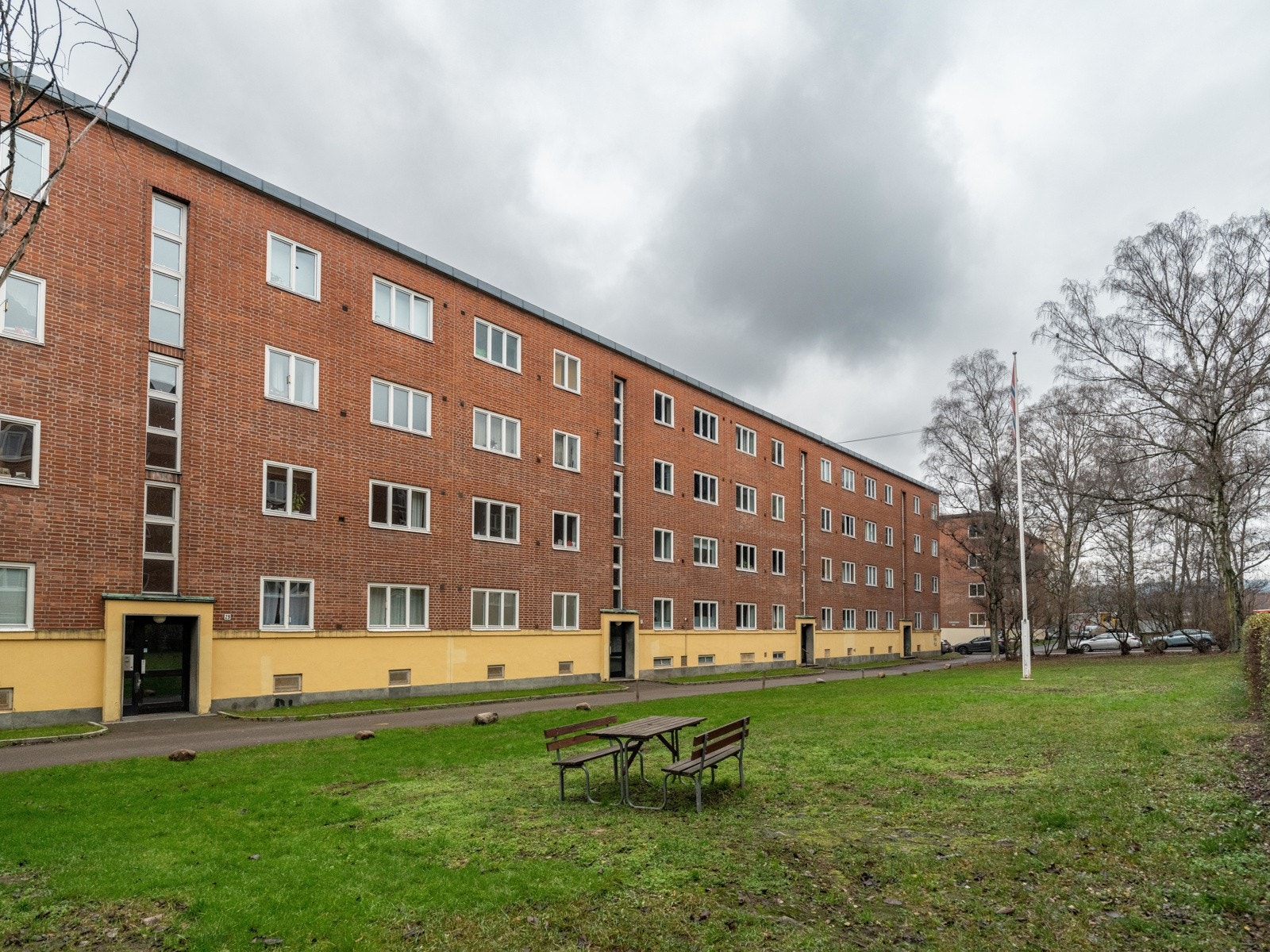 Borettslaget har i nyere til pusset opp både fasader, tak og byttet vinduer. Galleribilde