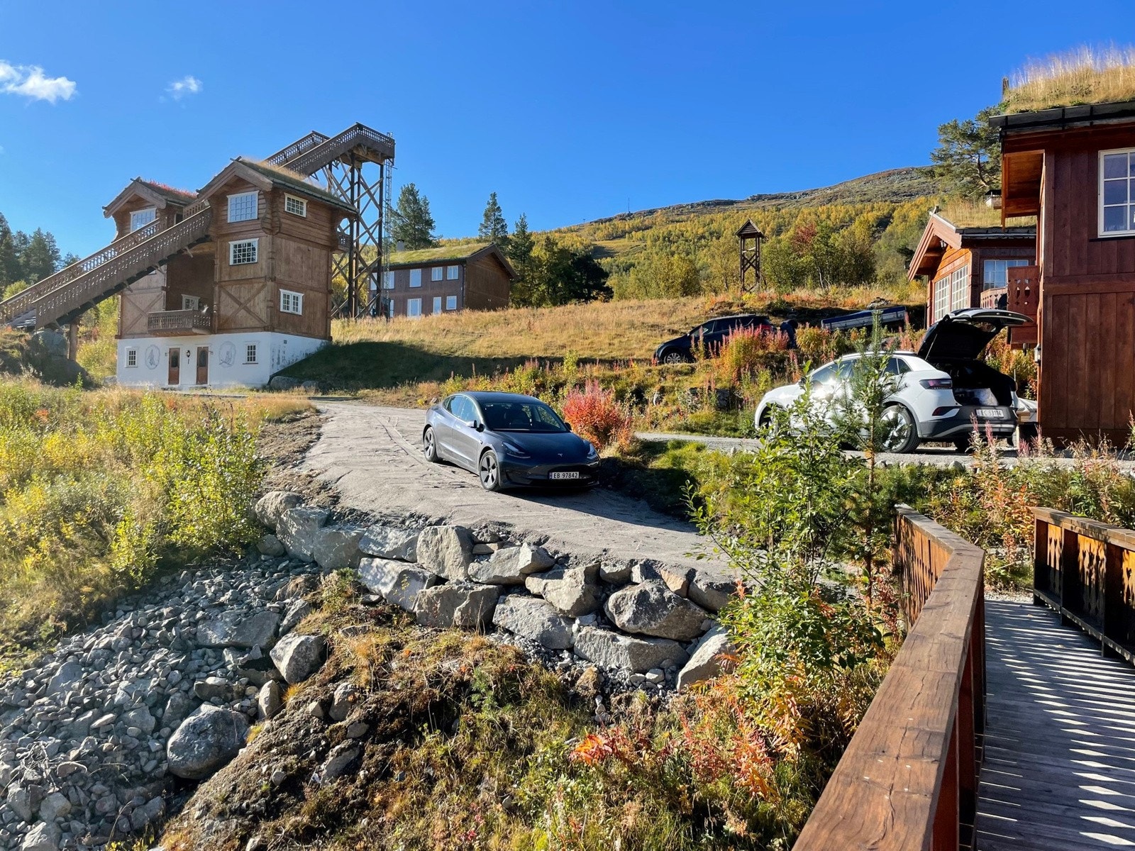 Ny vei ned til hytta. Galleribilde