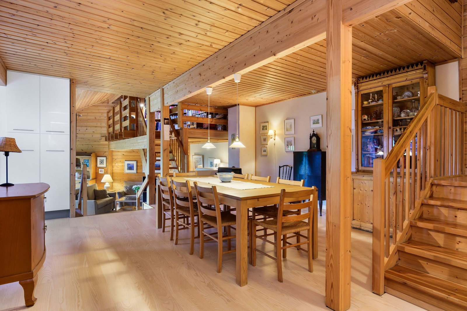 - Den unike utformingen gir en luftig atmosfære - Galleribilde