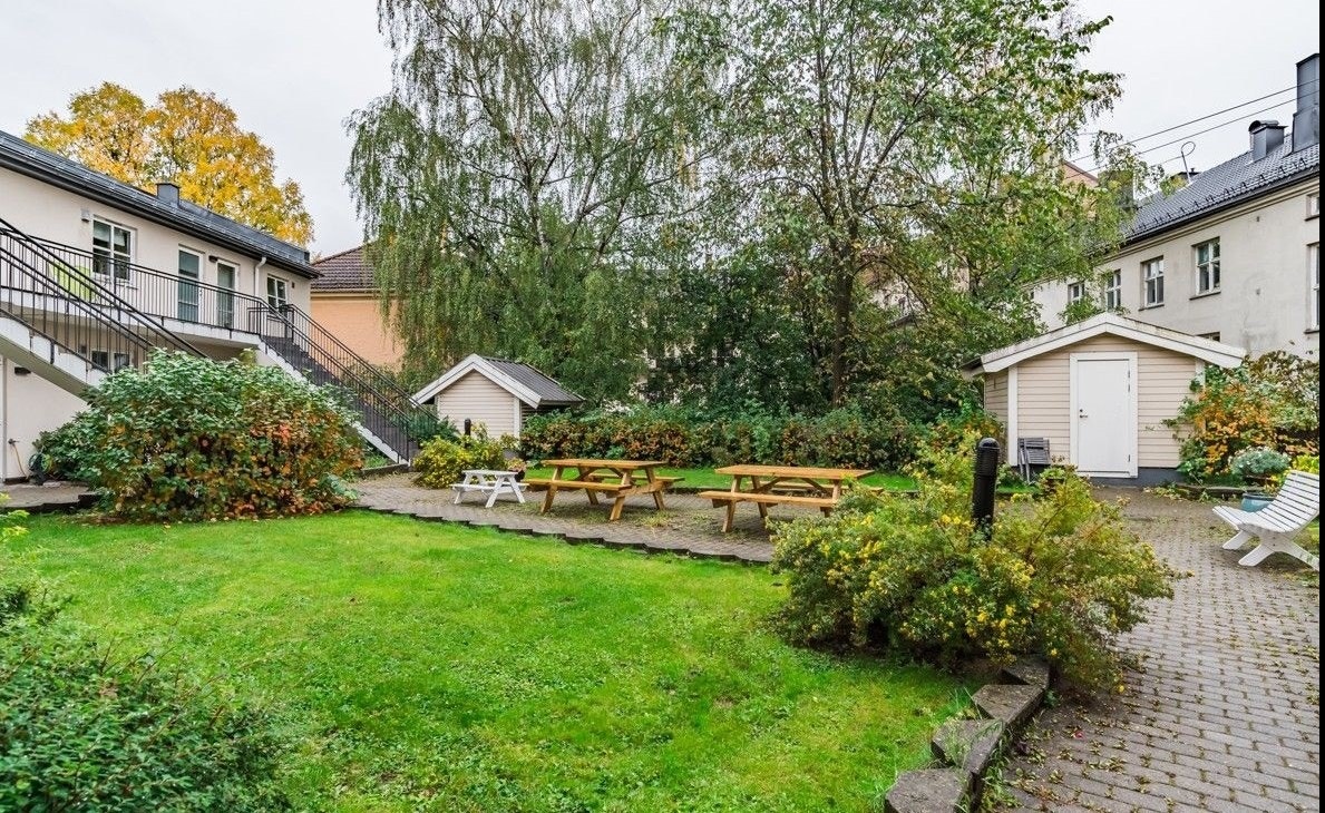 Lukket bakgård. Galleribilde