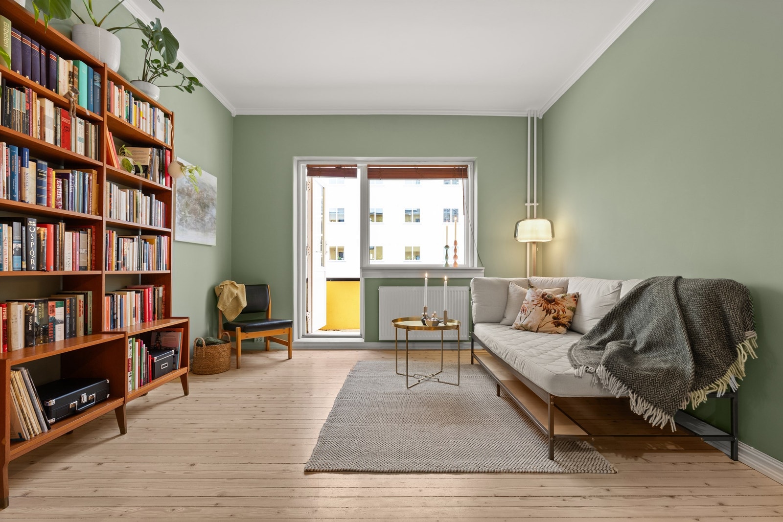 Krogsveen v/ Simen Istre Grevskott har gleden av å ønske velkommen til Østgaards gate 23B! Galleribilde