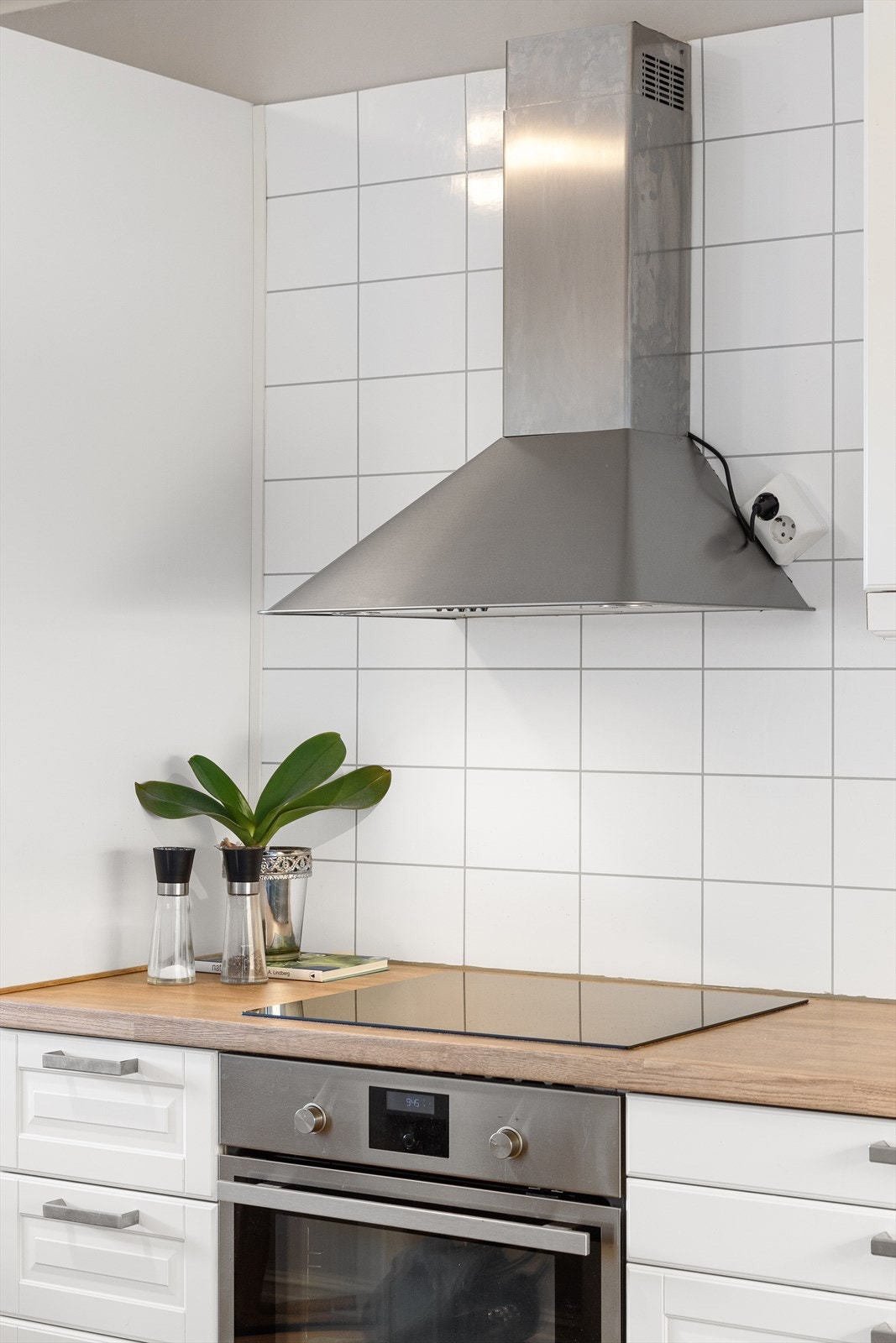 Fliser i benkerygg. Galleribilde