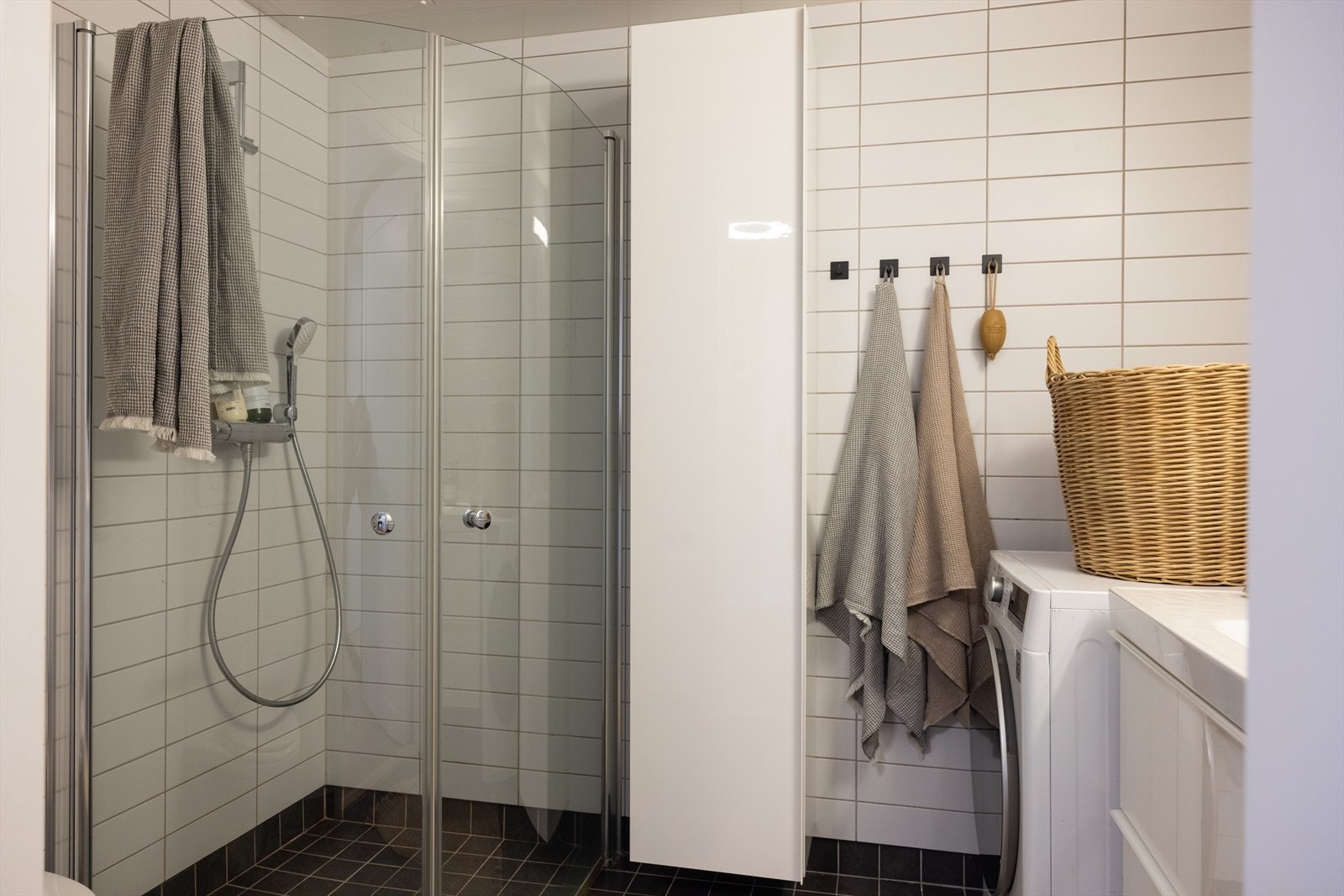 - Opplegg for vaskemaskin. Balansert ventilasjon - Galleribilde