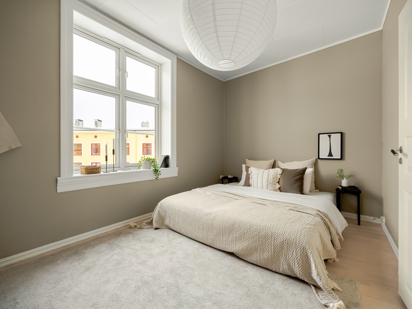 Soverommet er av fin størrelse med god plass til dobbeltseng. Galleribilde