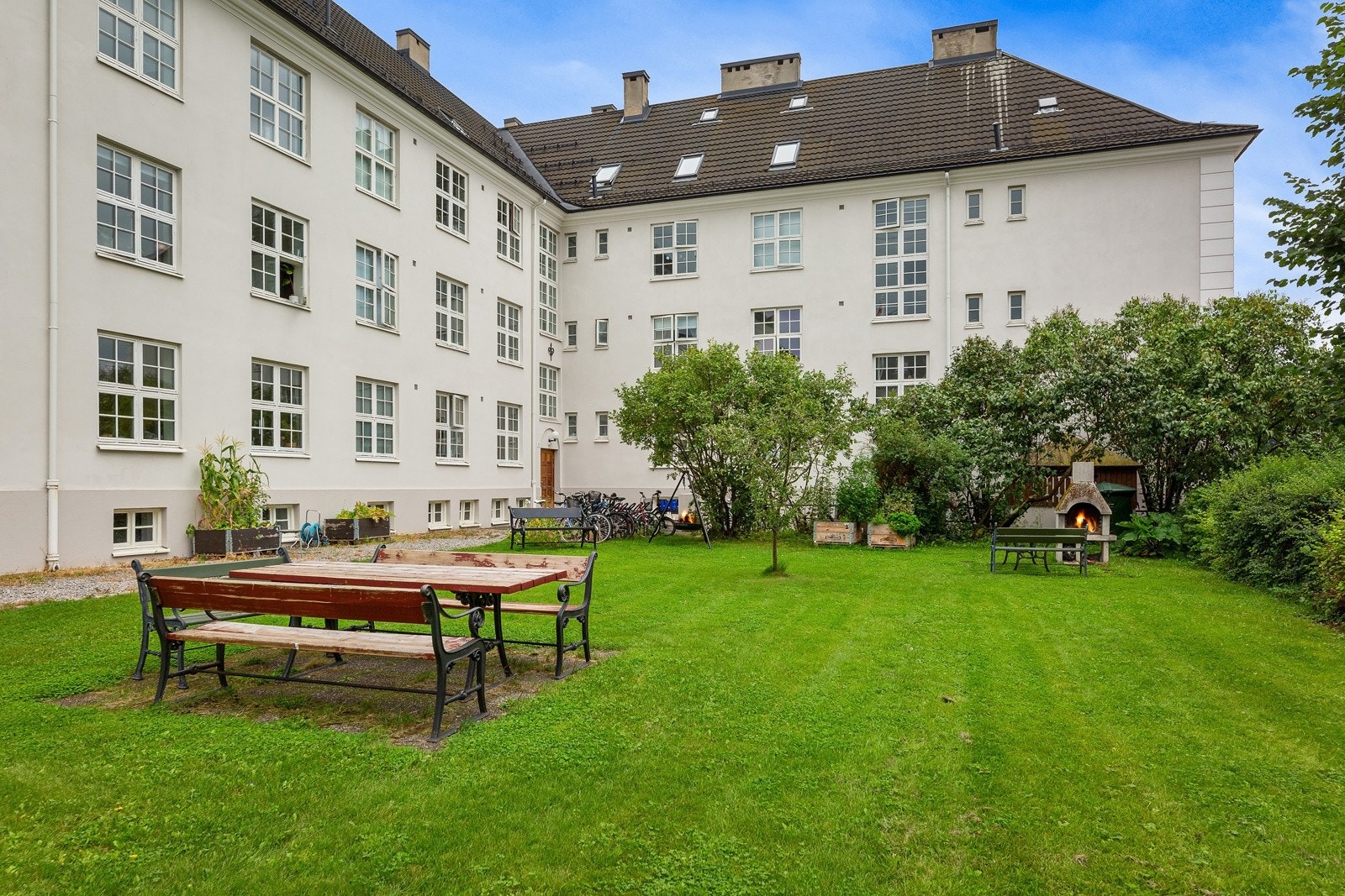Det ærverdige bygget er fra 1915 og ble tegnet av arkitektene Morgenstierne og Eide. Galleribilde