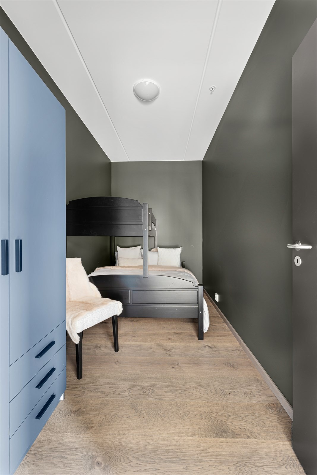 Bod innredet som soverom. Galleribilde