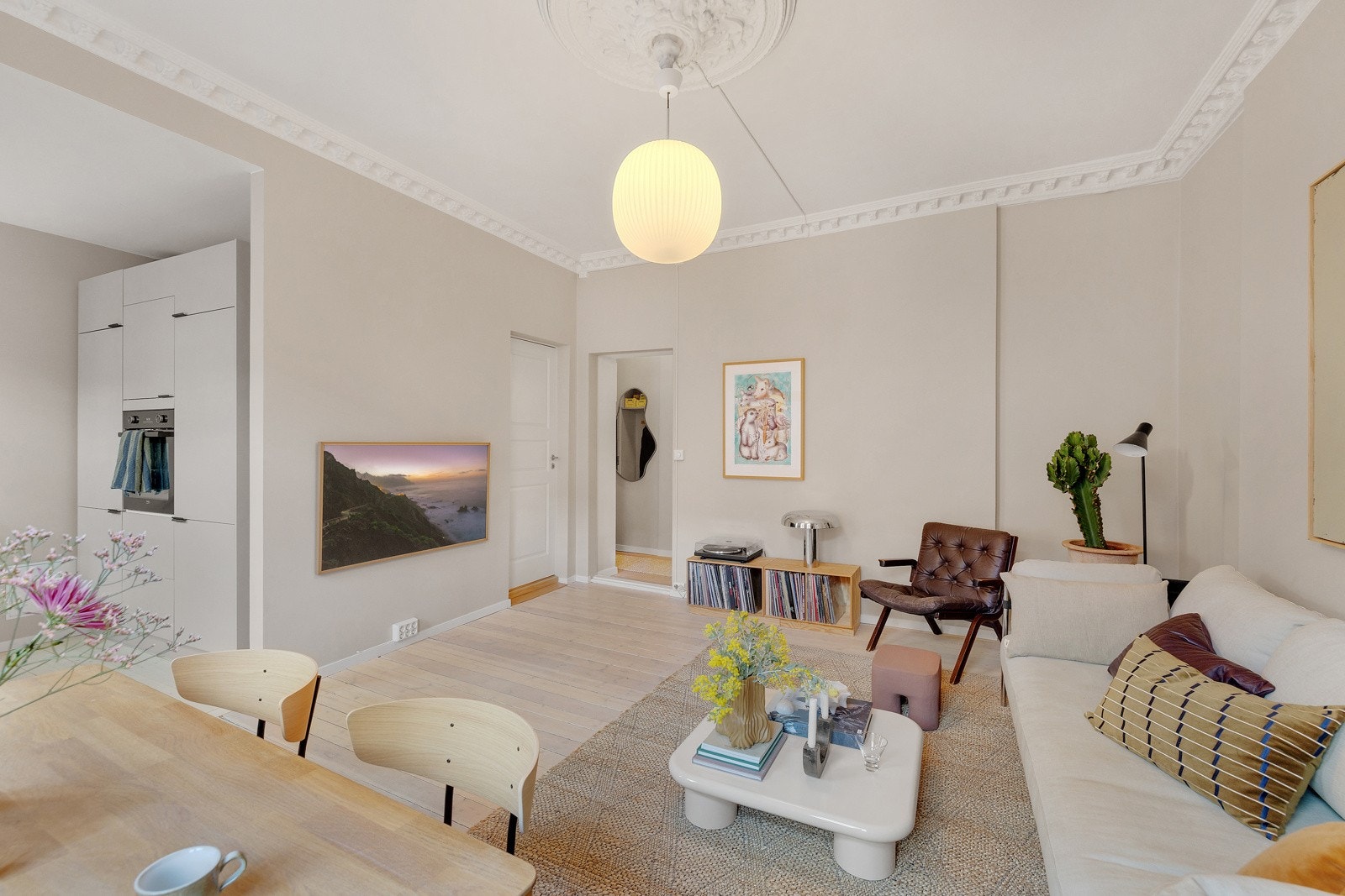 Varmtvann og Internett fra Telia inngår i fellesutgiftene. Galleribilde