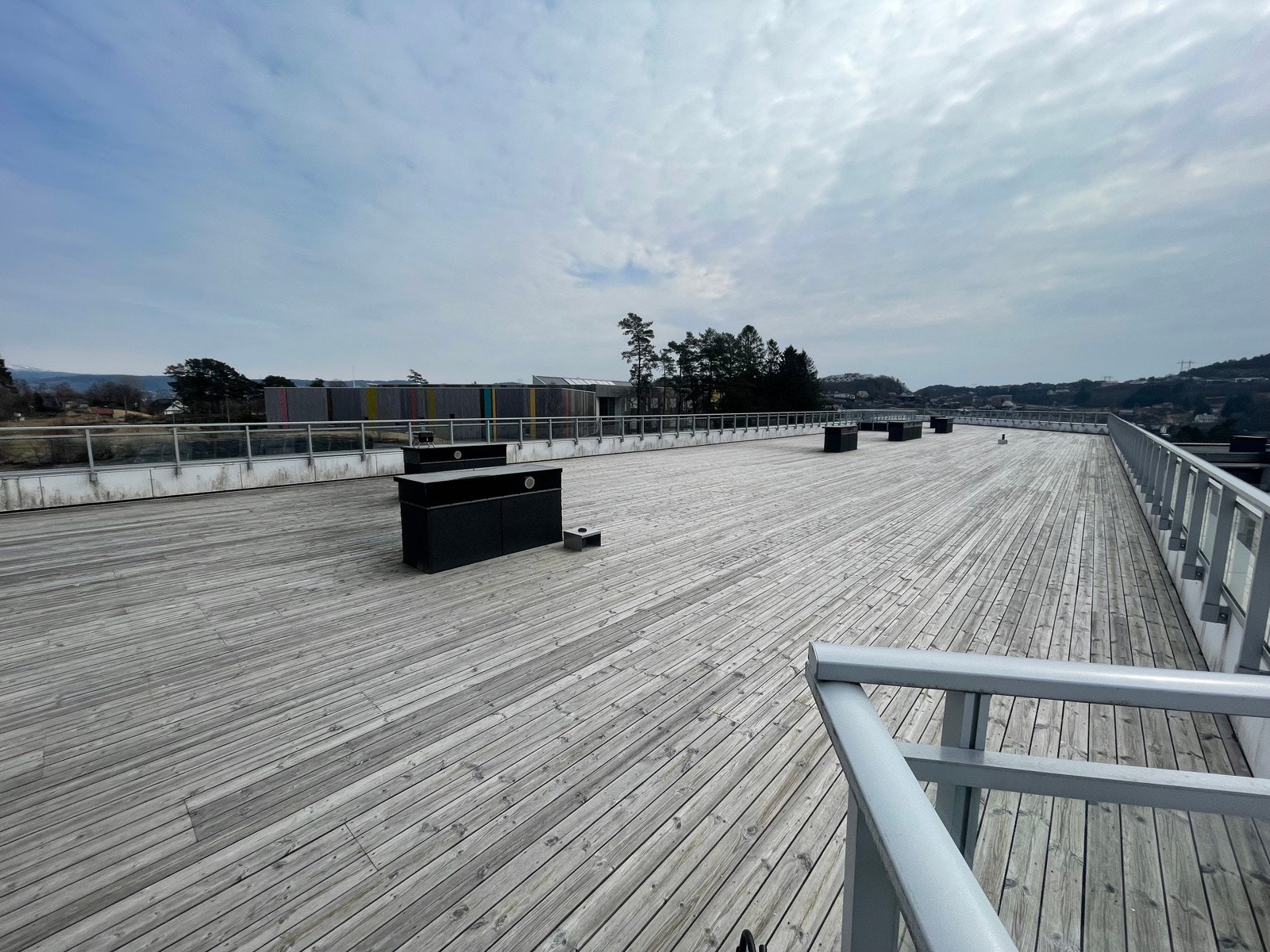 Felles takterrasse hvor man kan nyte pene dager. Galleribilde