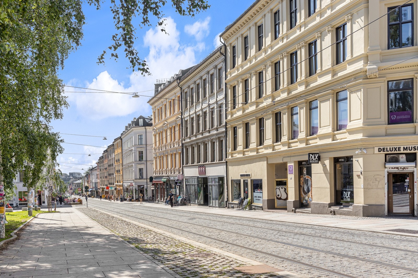 Fasade er nylig rehabilitert både mot bakgård og gate og gården fremstår som en av de best bevarte på Grünerløkka. Galleribilde