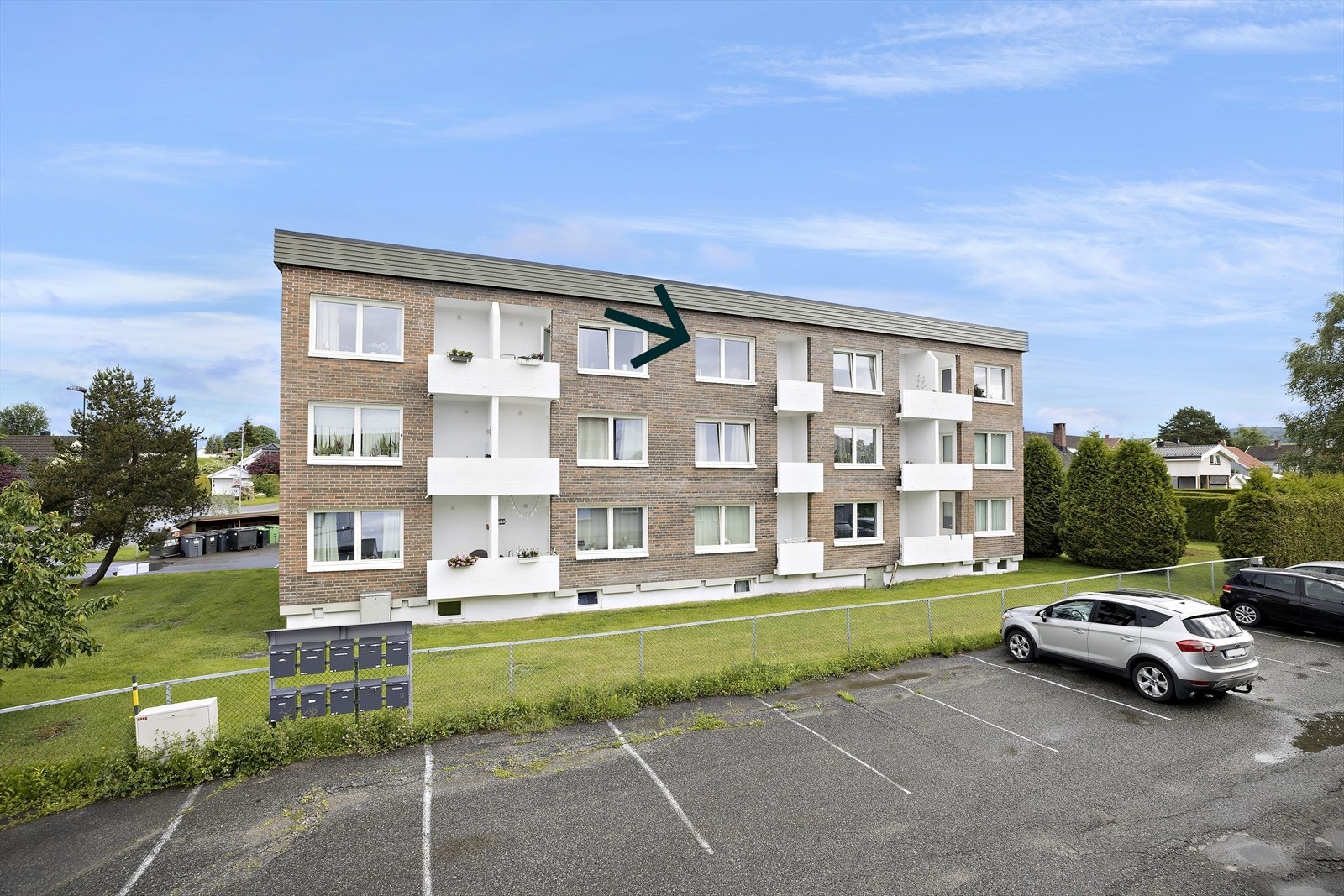 Leiligheten har en sentral beliggenhet med gangavstand til USN, togstasjon, og Porsgrunn sentrum med alle byens fasiliteter Galleribilde