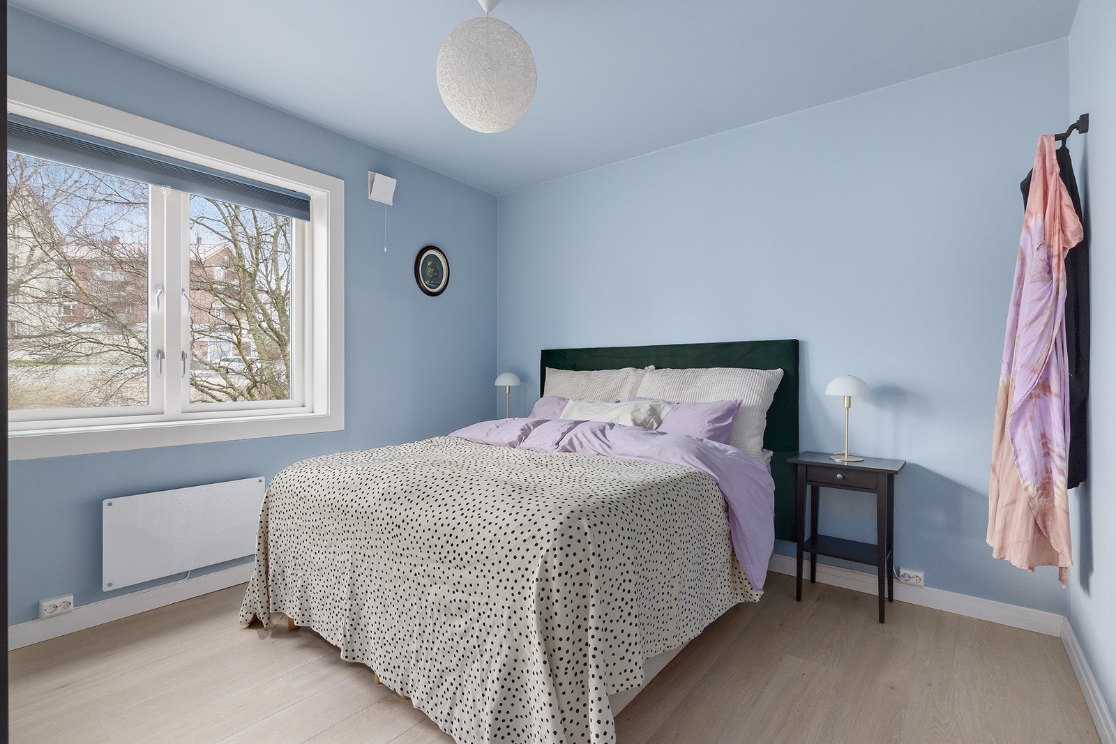 God størrelse på hovedsoverom. Galleribilde