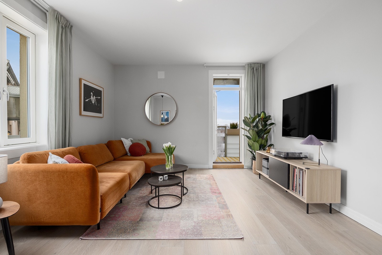 Stue med flere innredningsmuligheter. Galleribilde