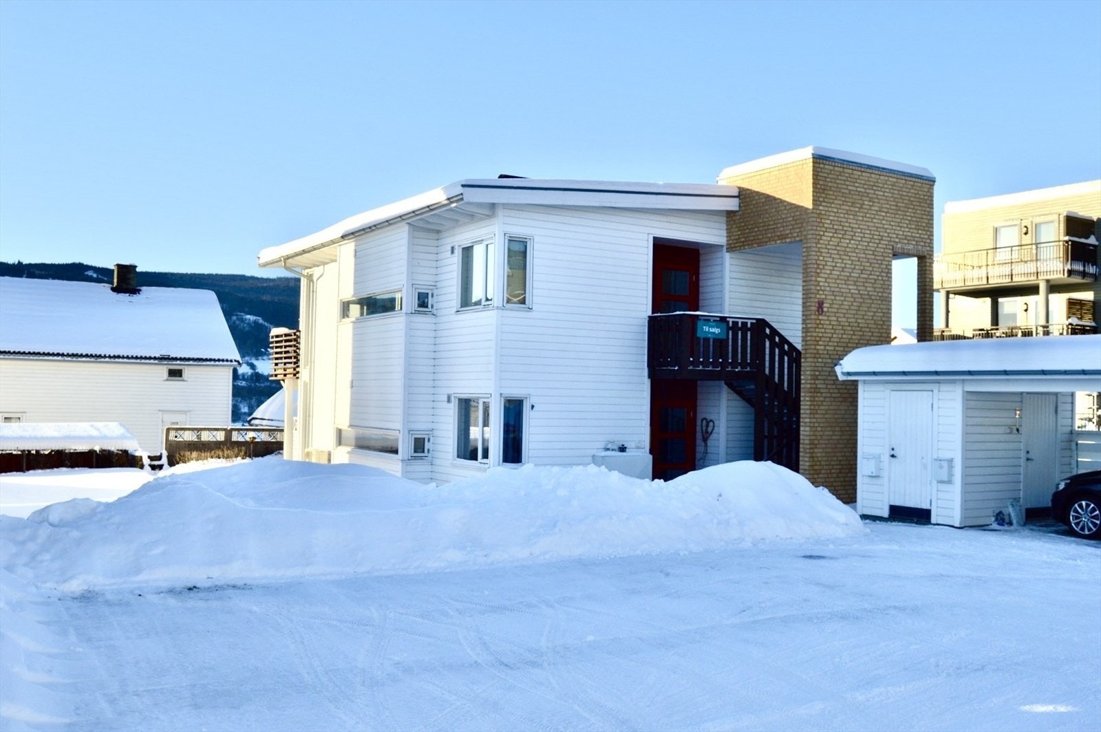 Flott beliggenhet med gangavstand til sentrum, dagligvare, fine turområder, barnehager og skoler. Galleribilde